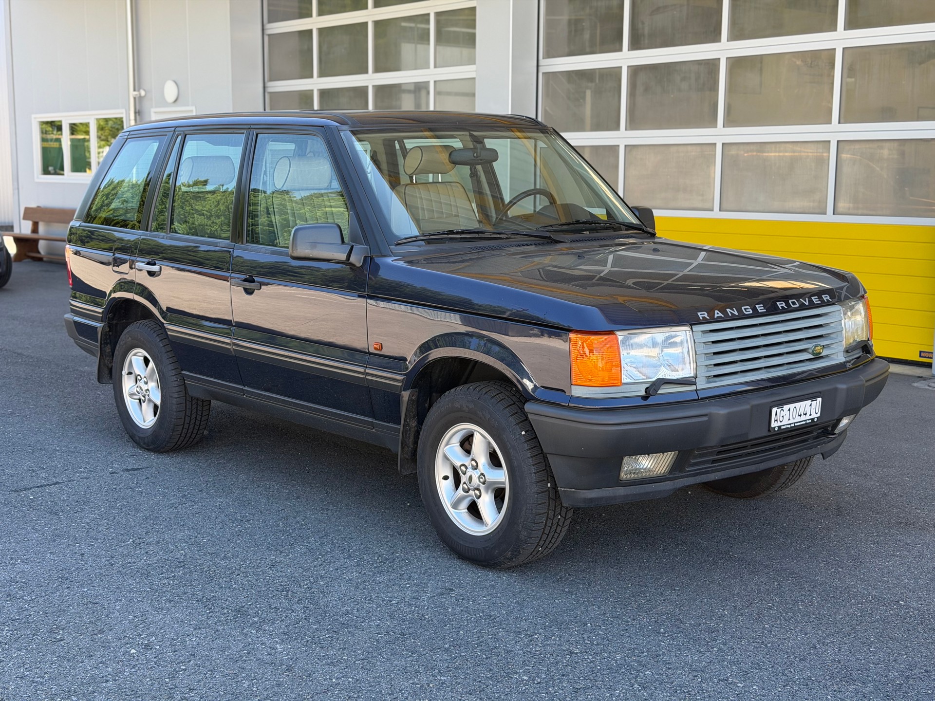 LAND ROVER Range Rover 4.6 HSE-image-2