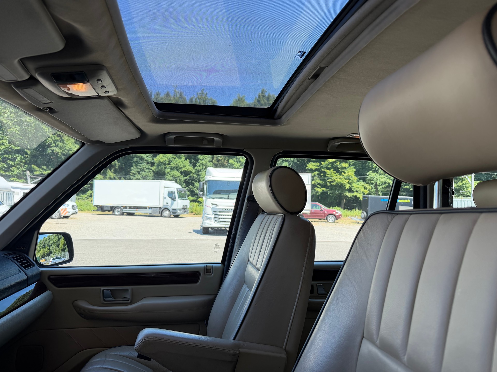LAND ROVER Range Rover 4.6 HSE-image-14