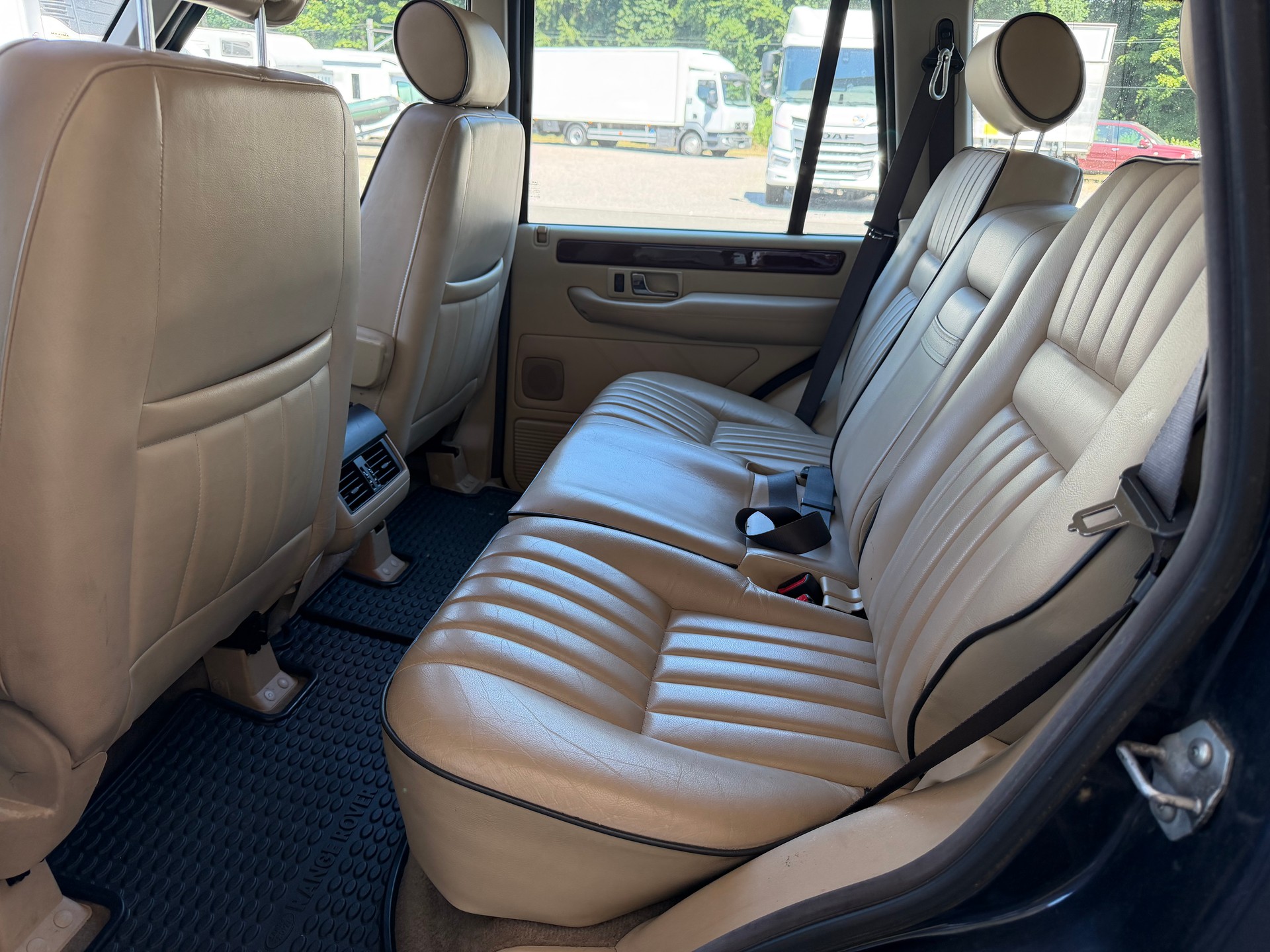 LAND ROVER Range Rover 4.6 HSE-image-12