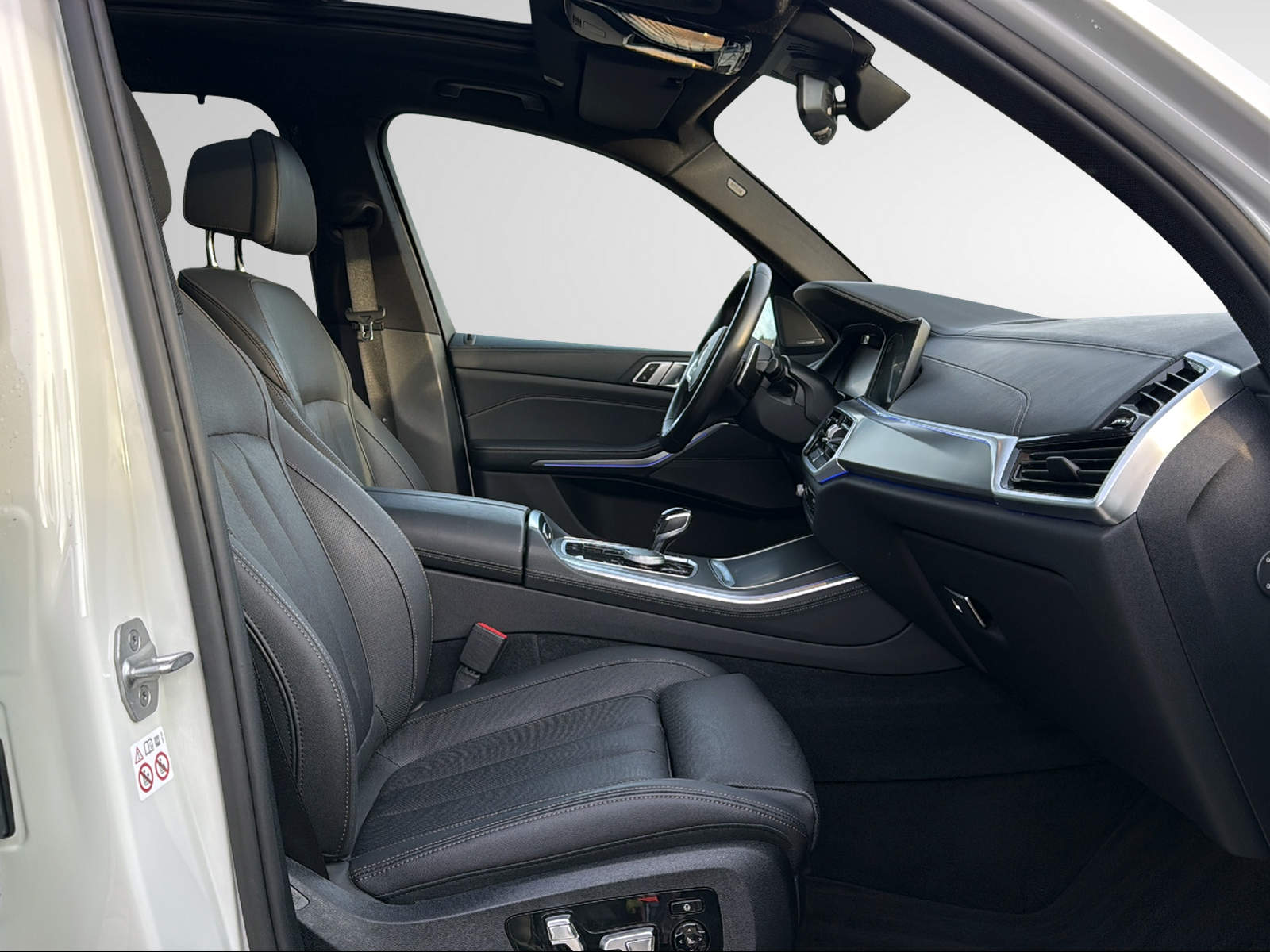 BMW X5 xDrive 48V 40d M Sport Steptronic-image-31