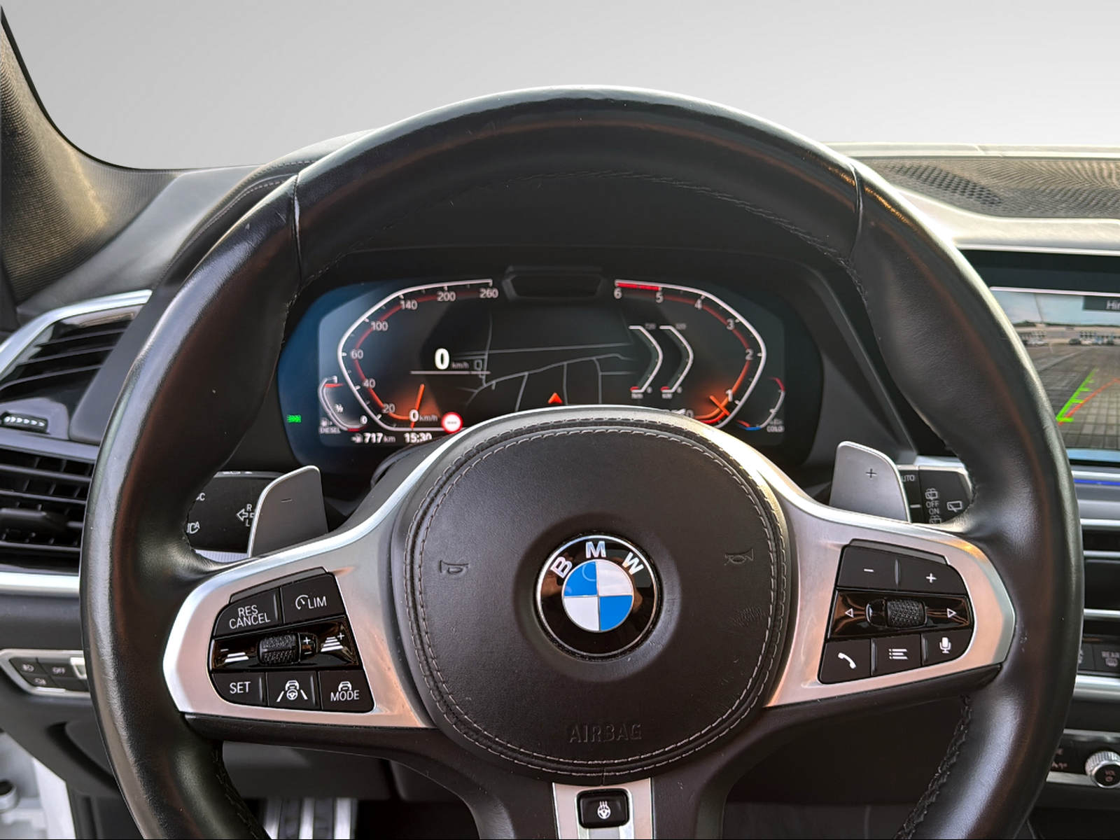 BMW X5 xDrive 48V 40d M Sport Steptronic-image-15