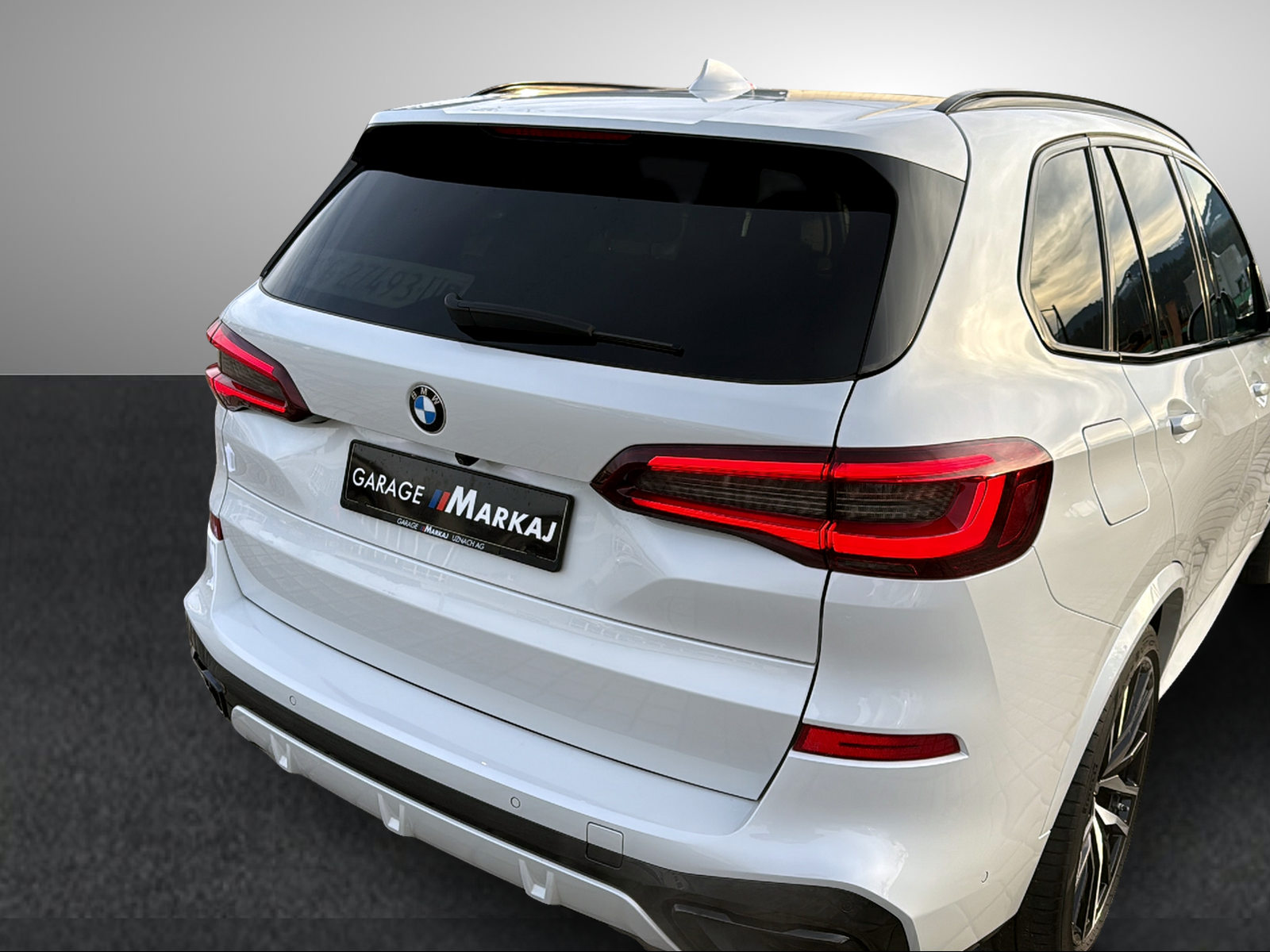 BMW X5 xDrive 48V 40d M Sport Steptronic-image-10
