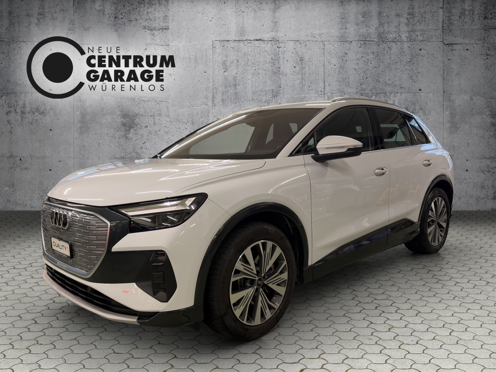AUDI Q4 e-tron 40-image-0