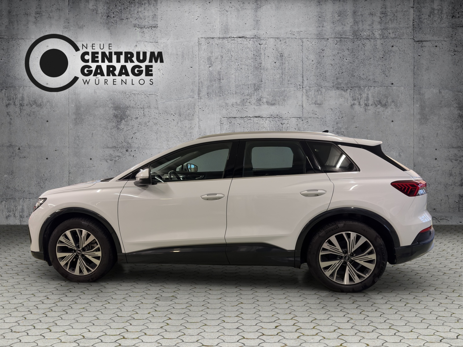 AUDI Q4 e-tron 40-image-5
