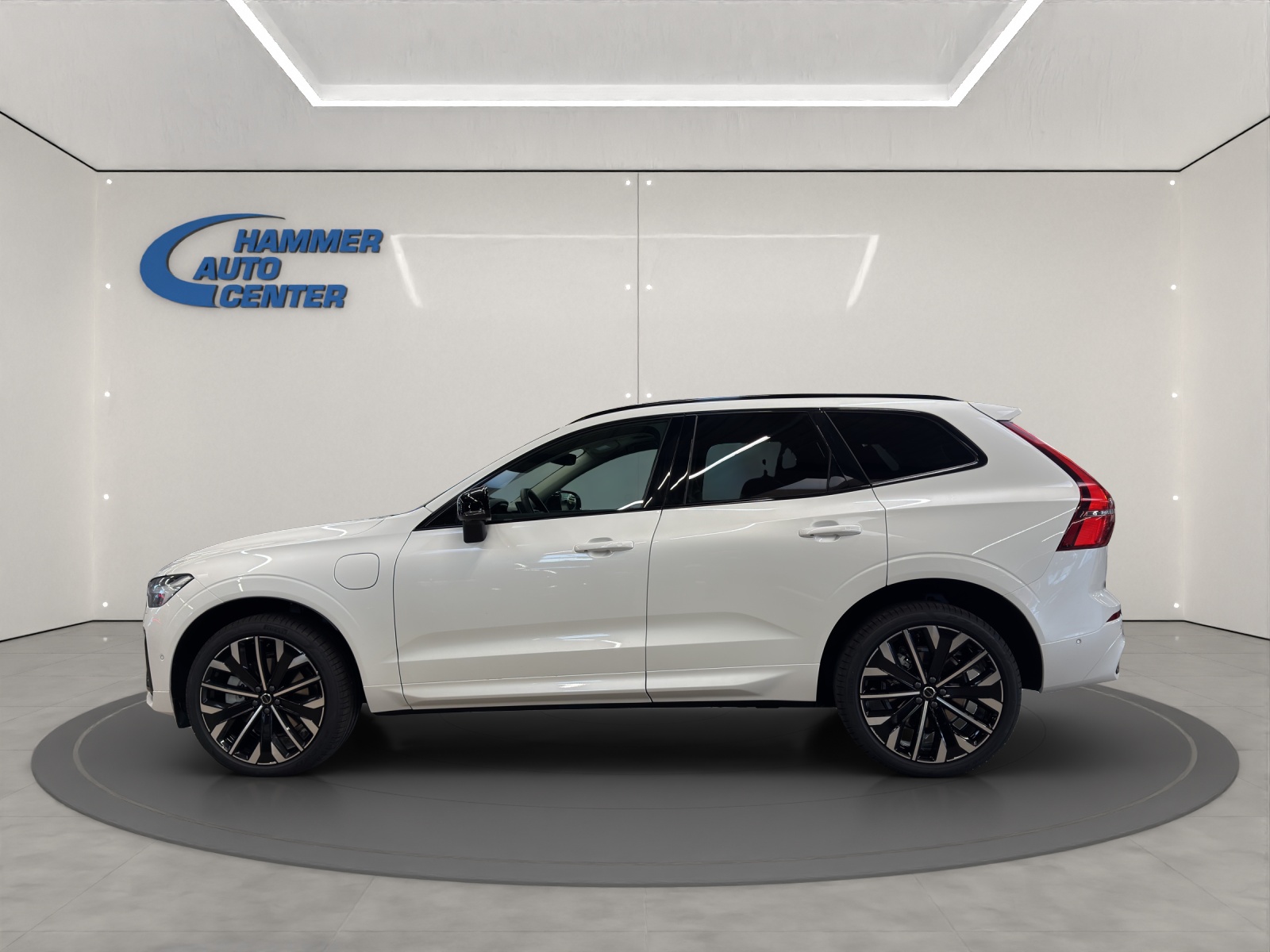 VOLVO XC60 2.0 T8 TE Ultra Dark eAWD-image-2