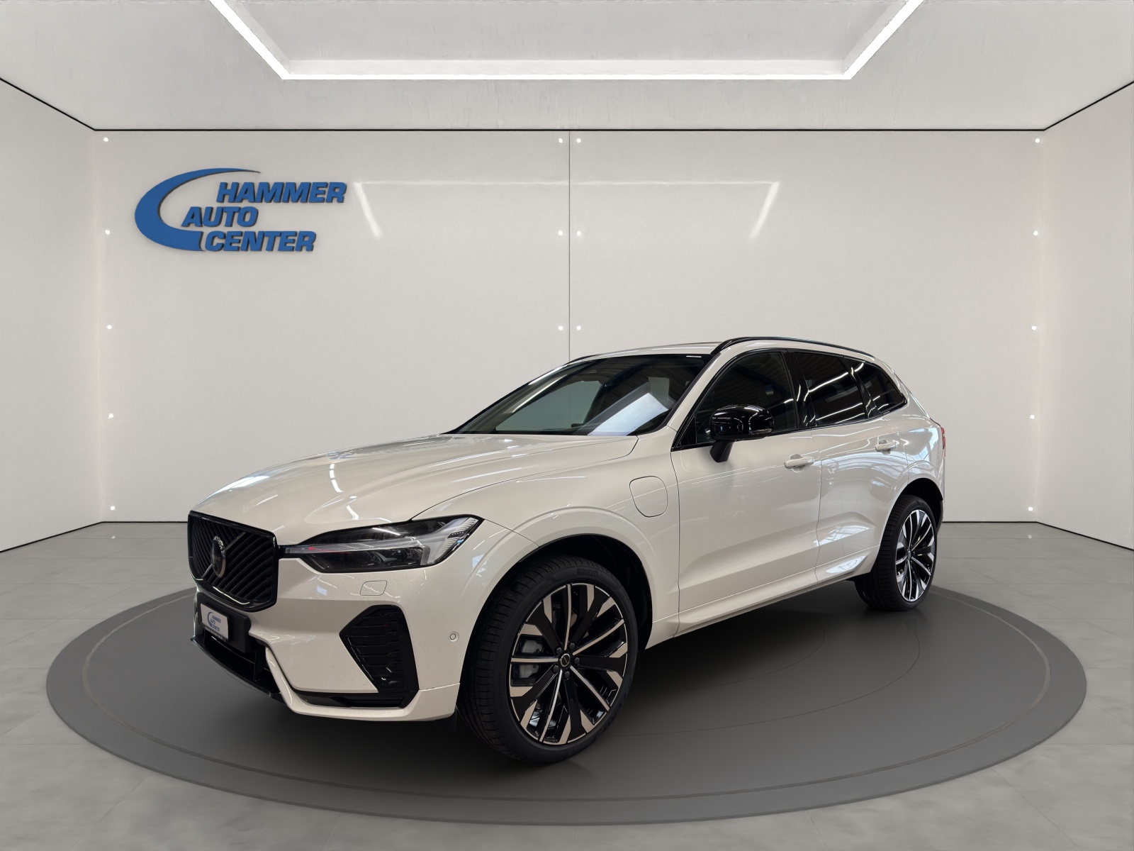 VOLVO XC60 2.0 T8 TE Ultra Dark eAWD-image-0