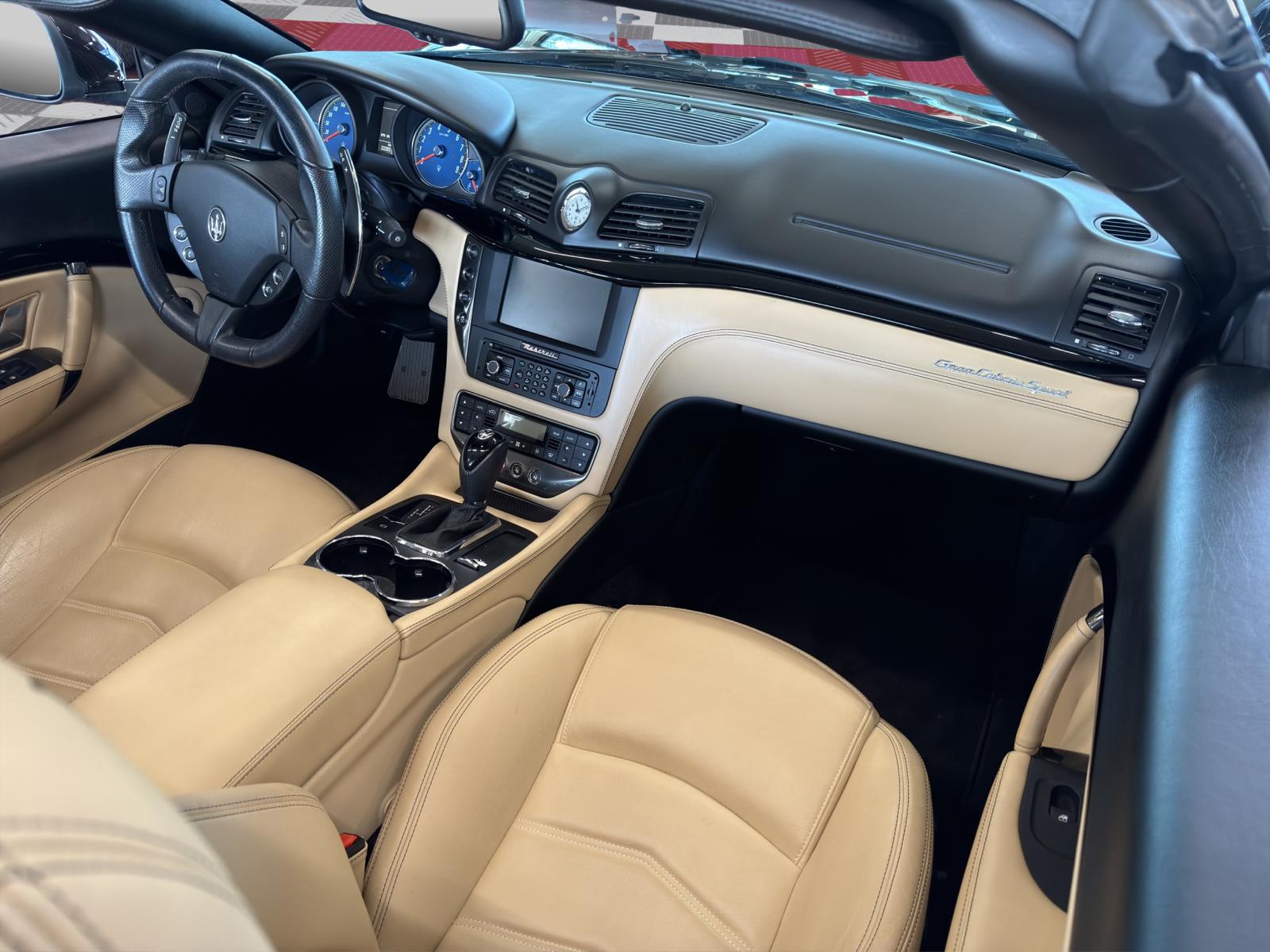 MASERATI GranCabrio Sport Automatica-image-12