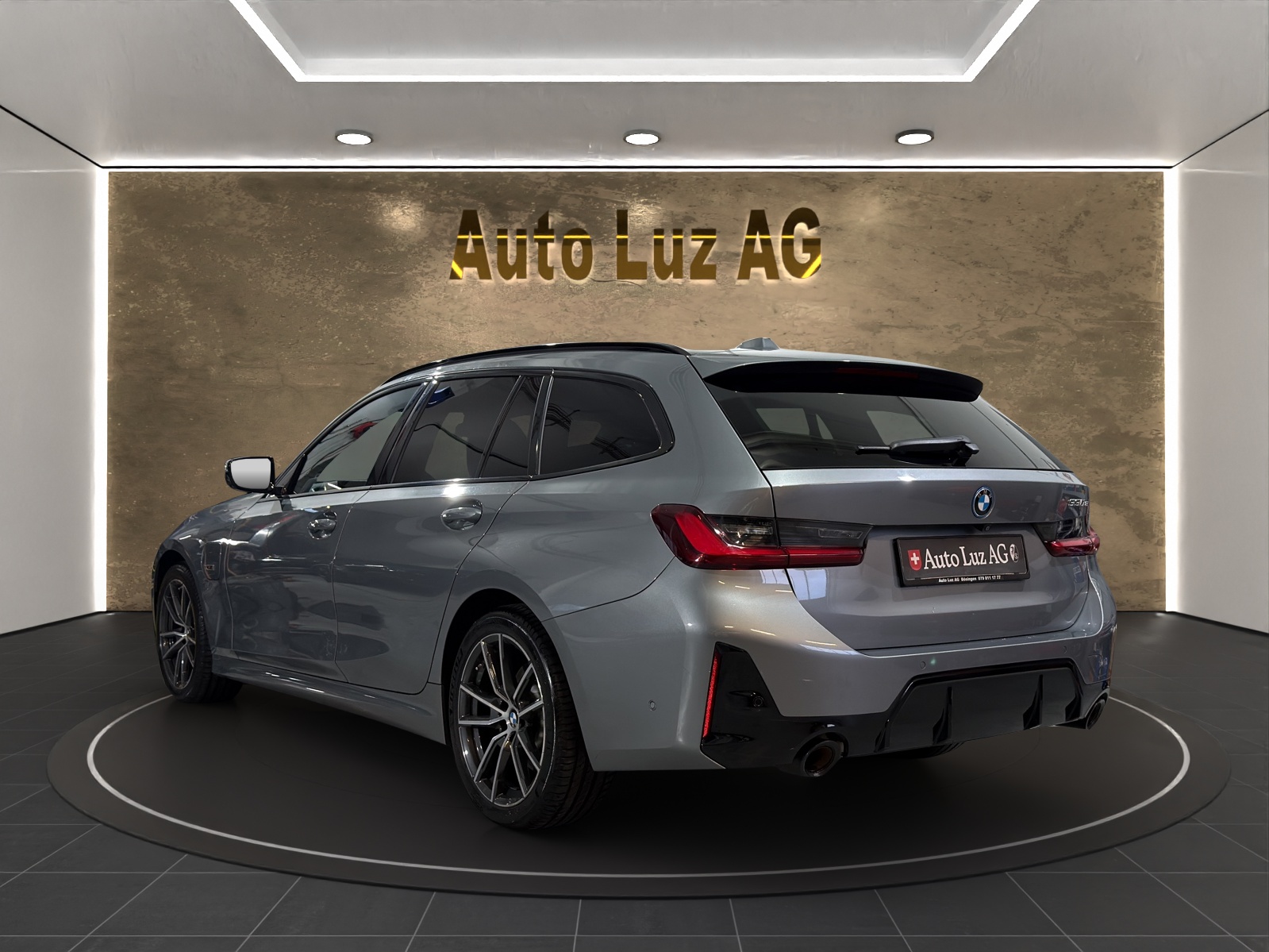 BMW 330e Steptronic M Sport-image-6