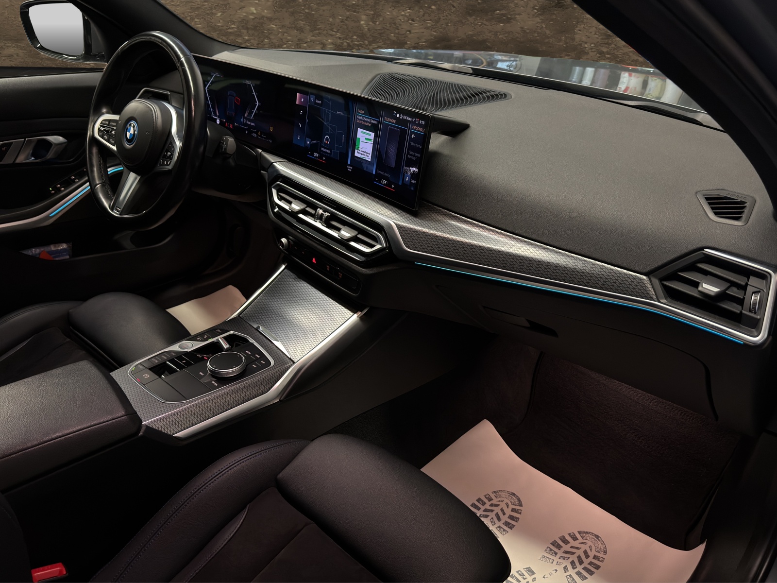 BMW 330e Steptronic M Sport-image-12