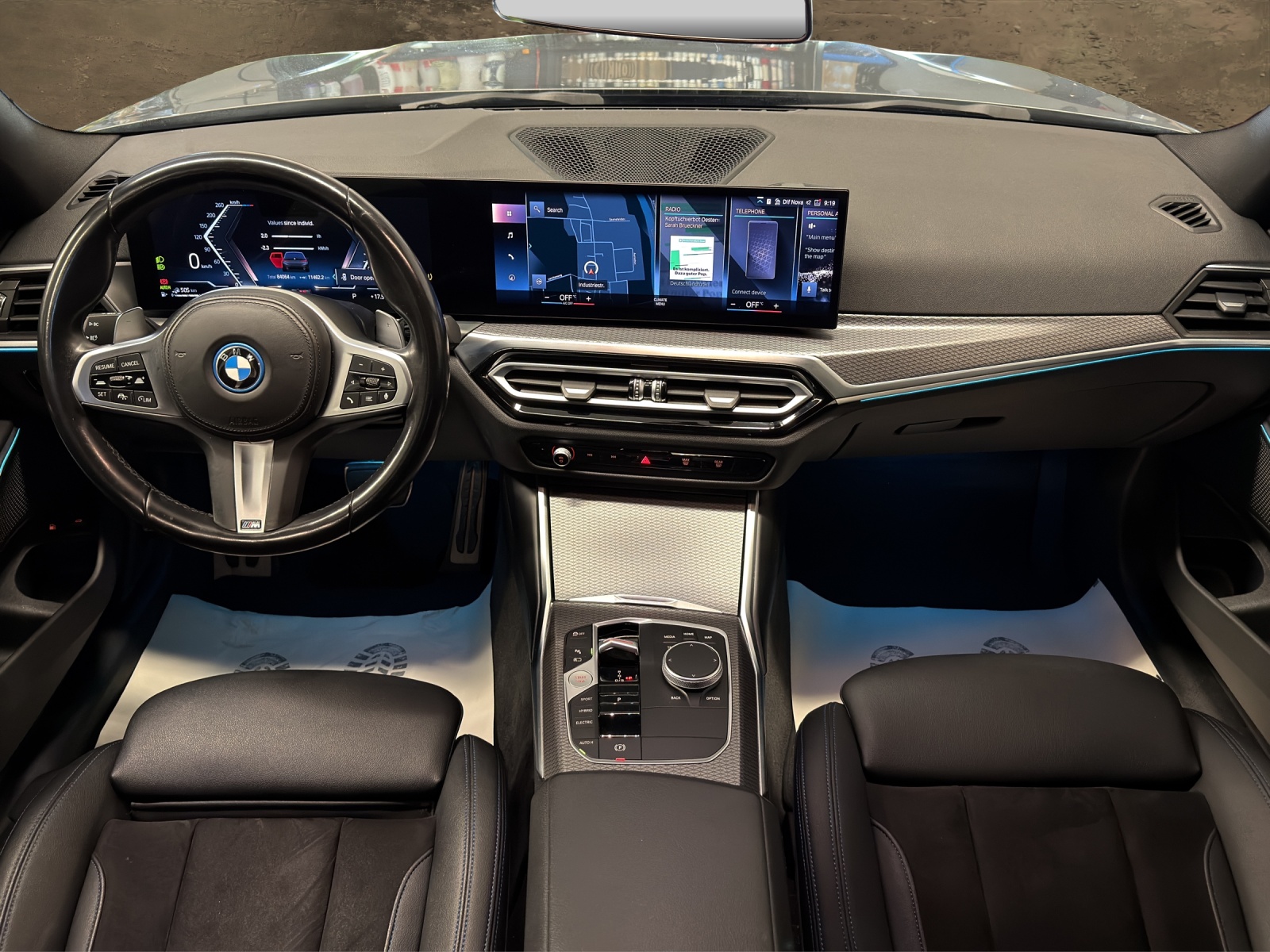 BMW 330e Steptronic M Sport-image-3