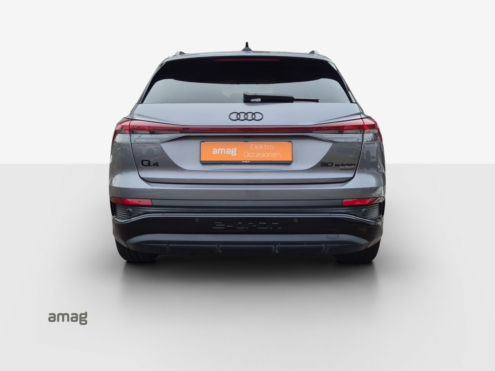 AUDI Q4 e-tron 50 quattro-image-4