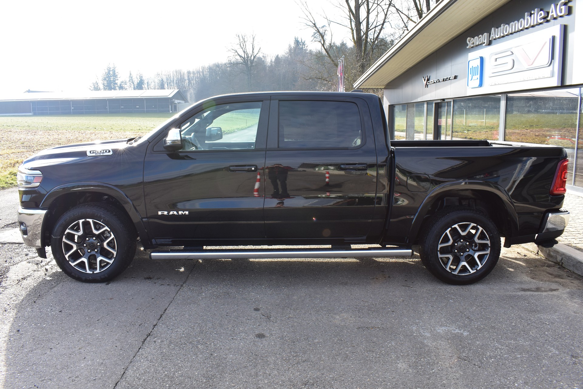 DODGE RAM 1500 CrewCab Laramie 3.0-image-1