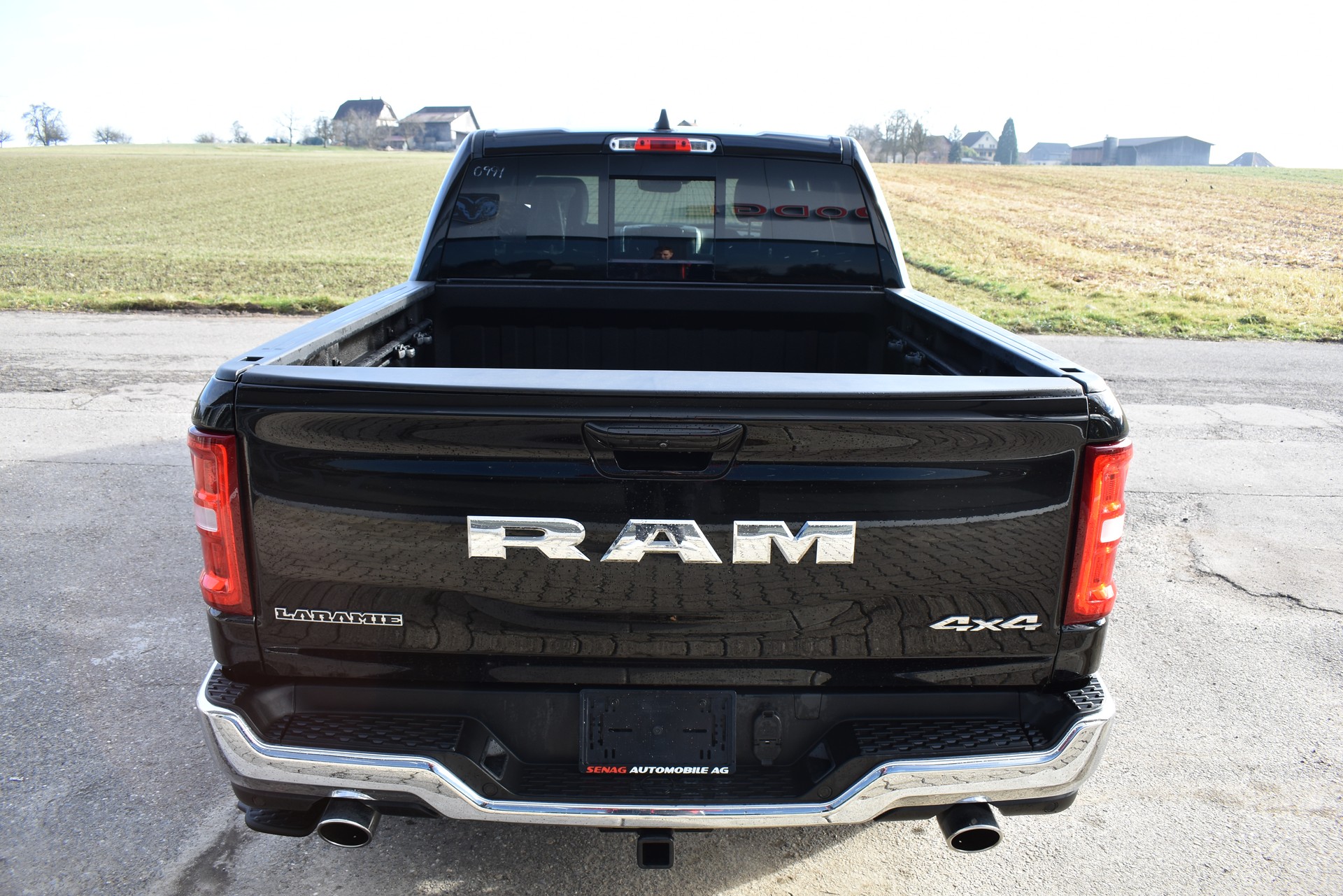 DODGE RAM 1500 CrewCab Laramie 3.0-image-6