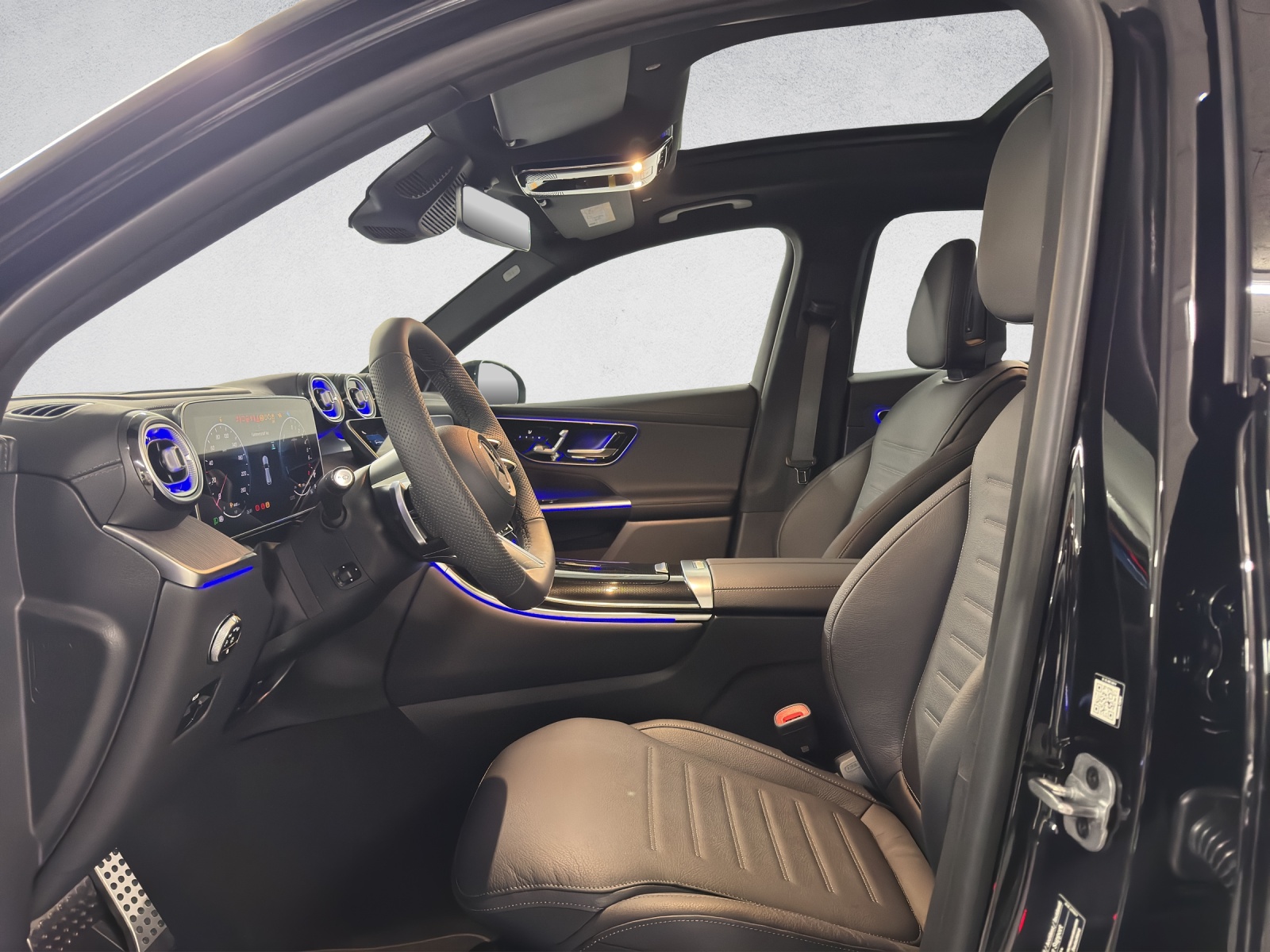 MERCEDES-BENZ GLC 400 e AMG Line 4Matic EQ Star-image-10