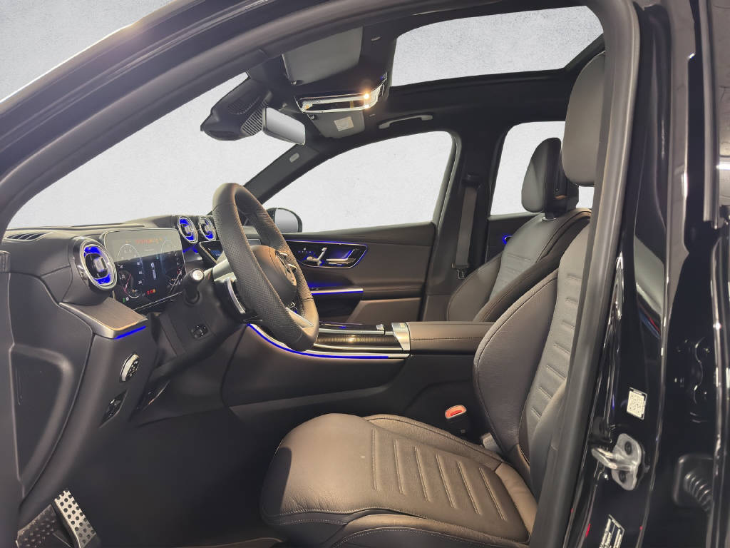 MERCEDES-BENZ GLC 400 e AMG Line 4Matic EQ Star-image-9