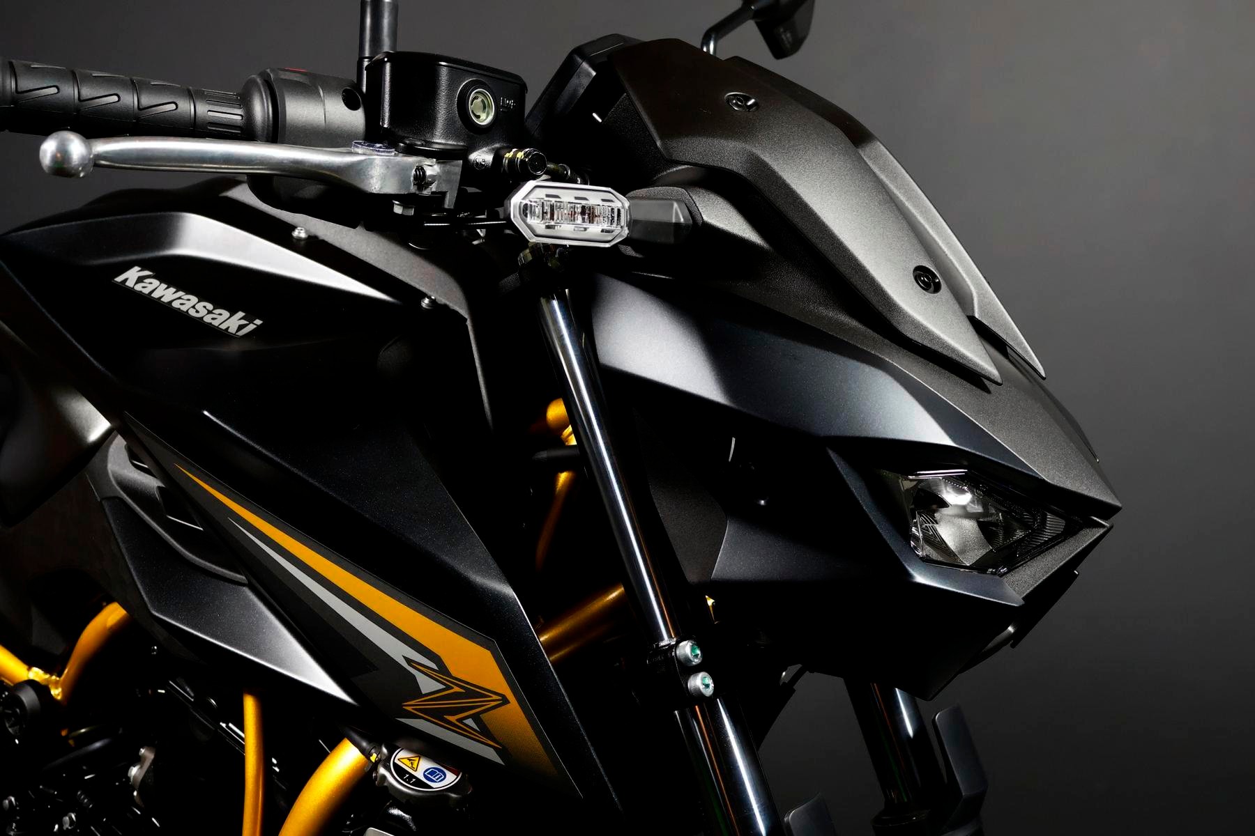 KAWASAKI Z 650 S (50/35 KW)-showroom-element-3