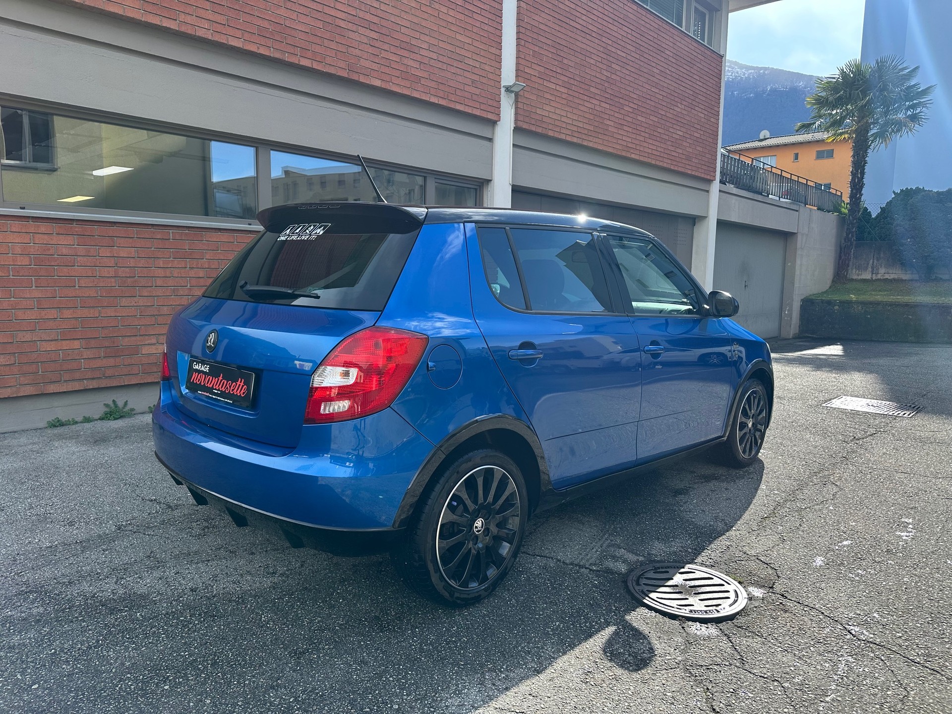 SKODA Fabia 1.2 TSI Monte Carlo-image-1