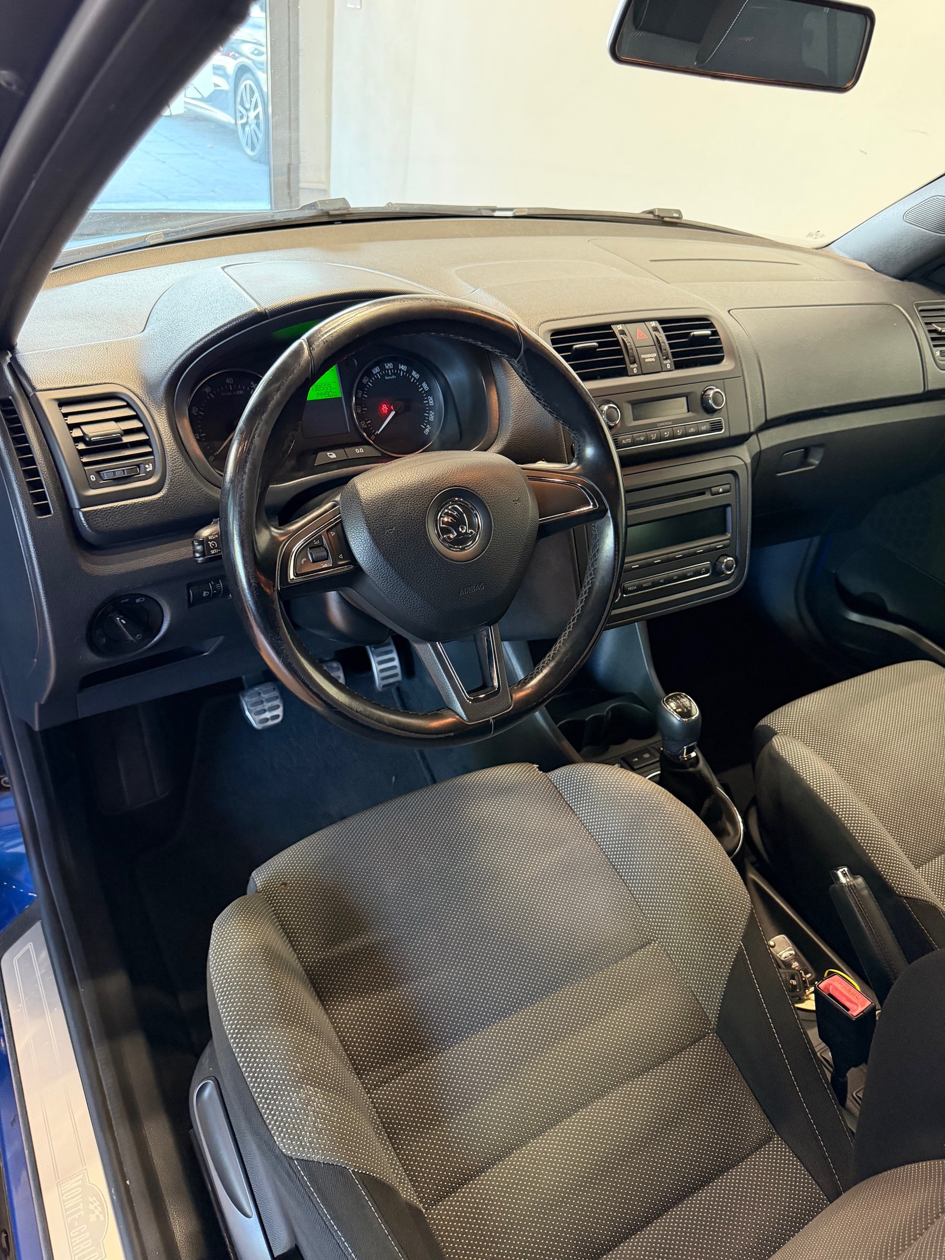 SKODA Fabia 1.2 TSI Monte Carlo-image-6