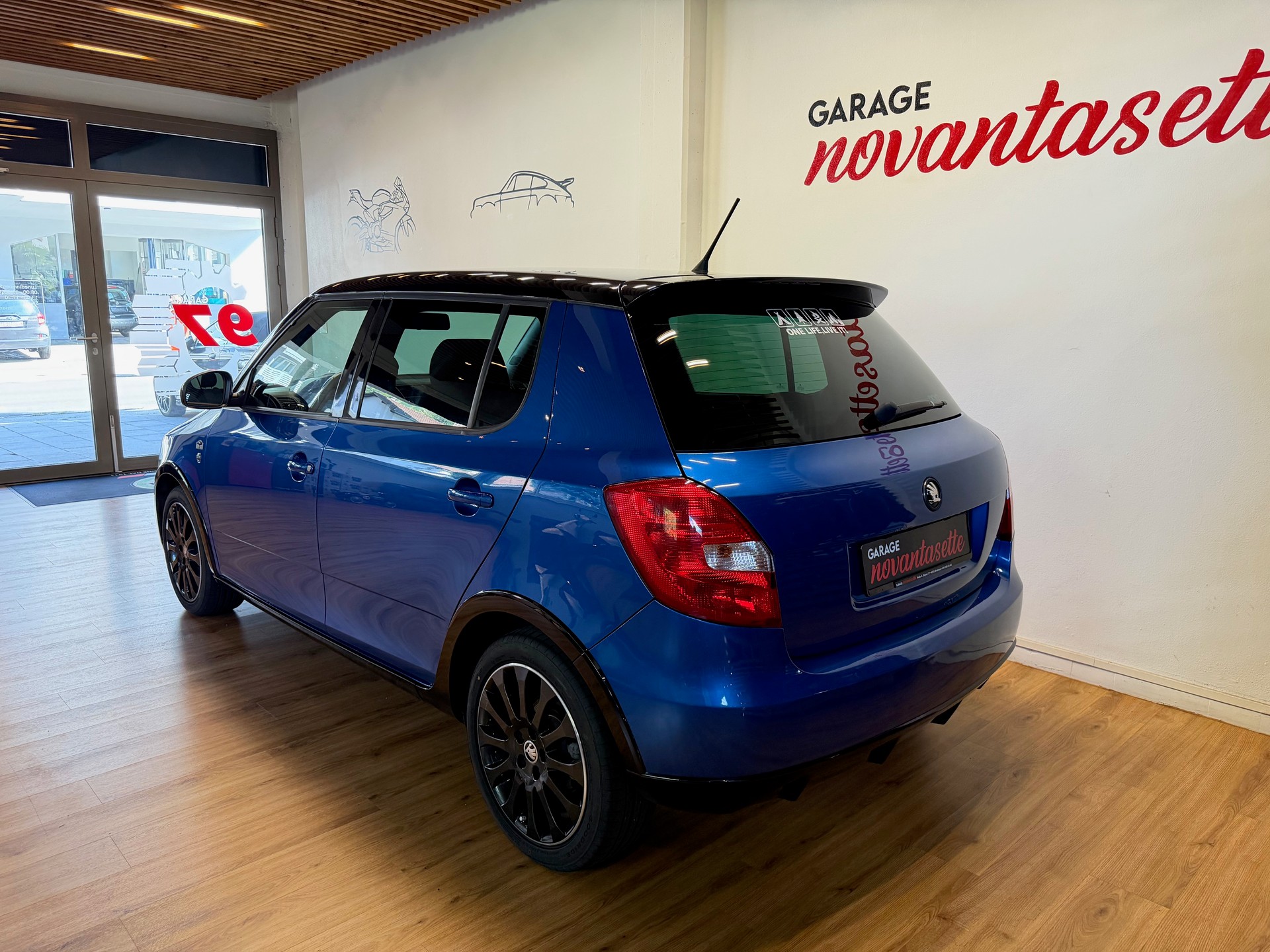 SKODA Fabia 1.2 TSI Monte Carlo-image-3