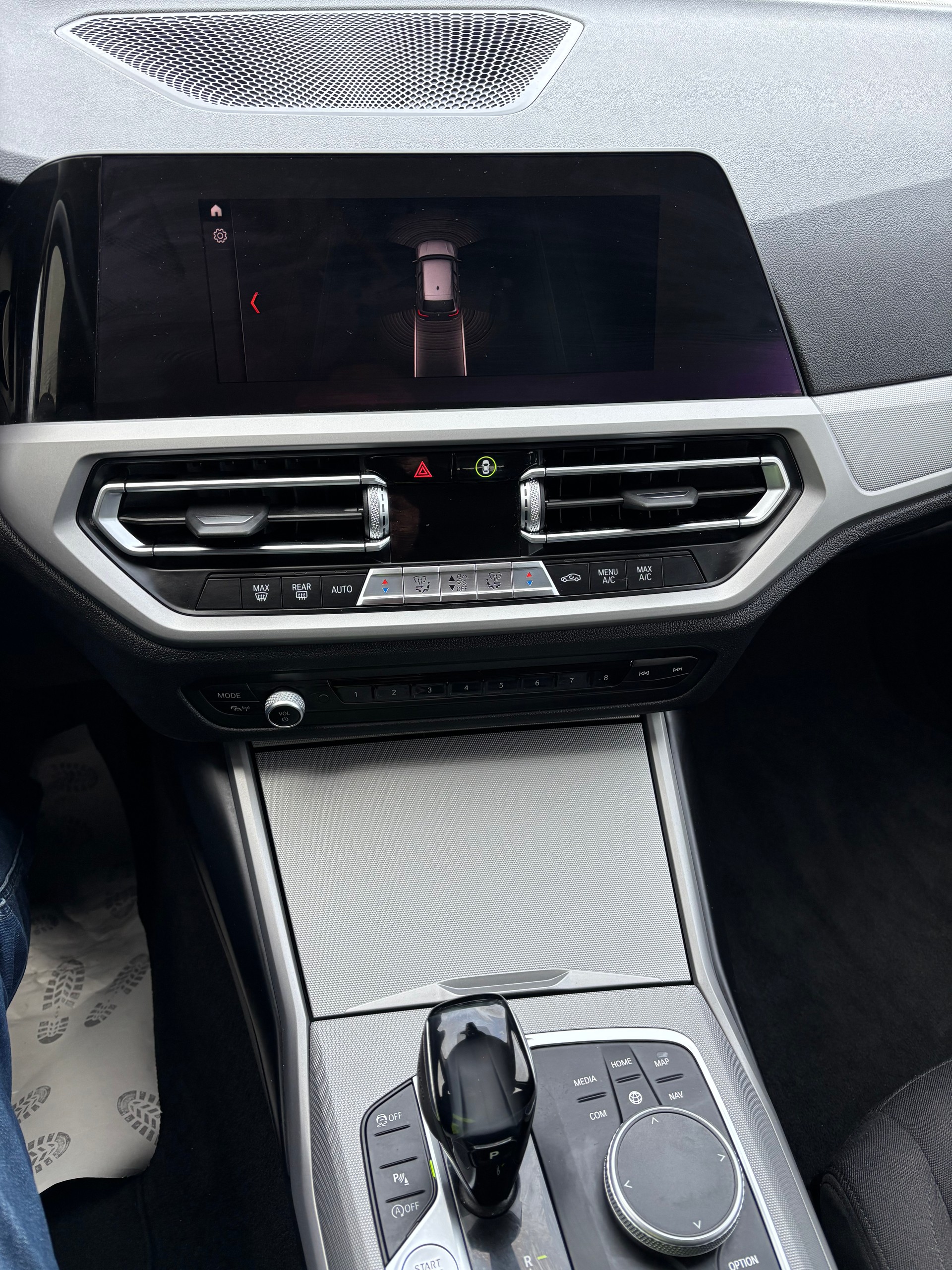 BMW 320d xDrive Touring Steptronic-image-13
