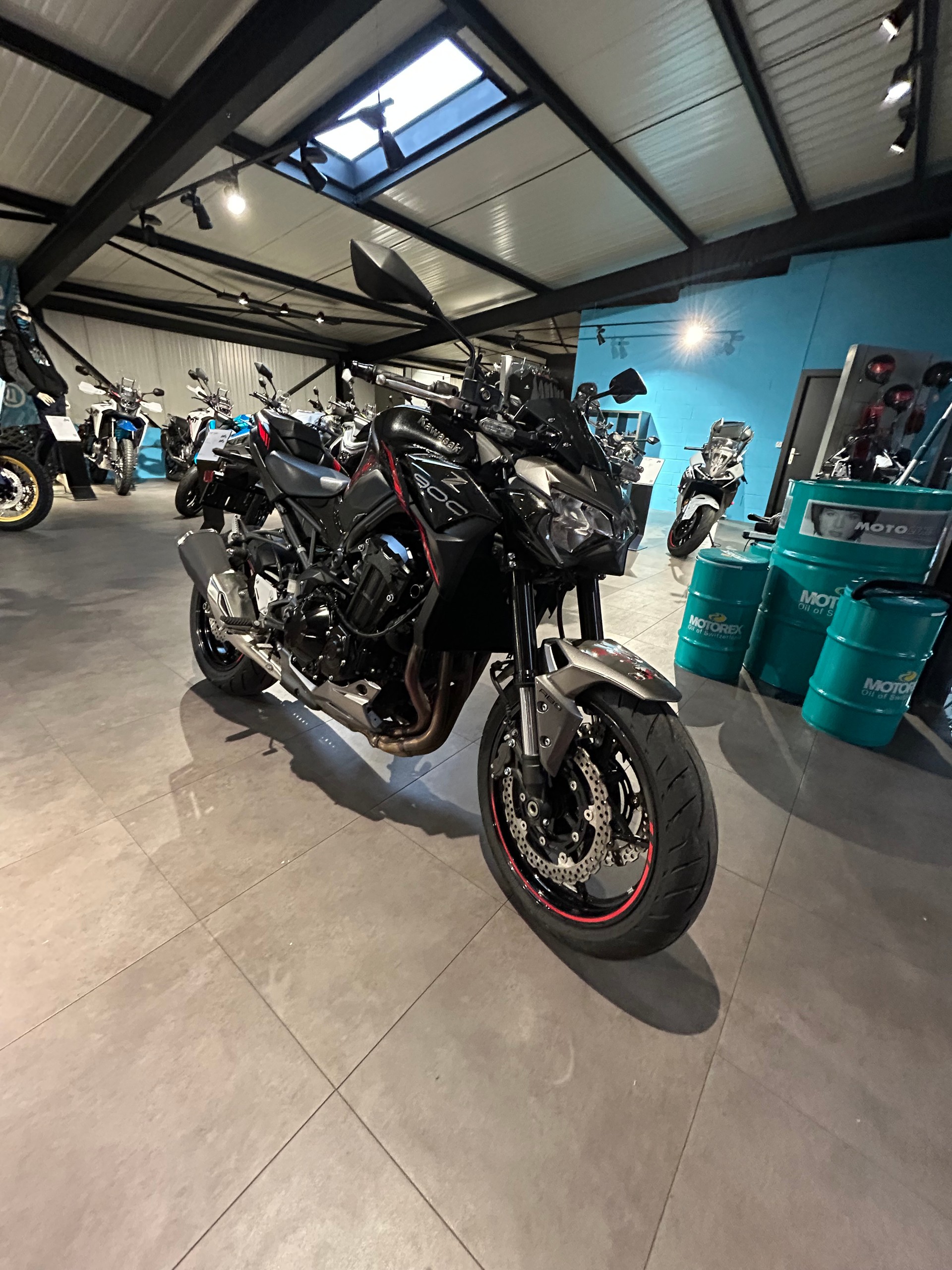 KAWASAKI Z 900