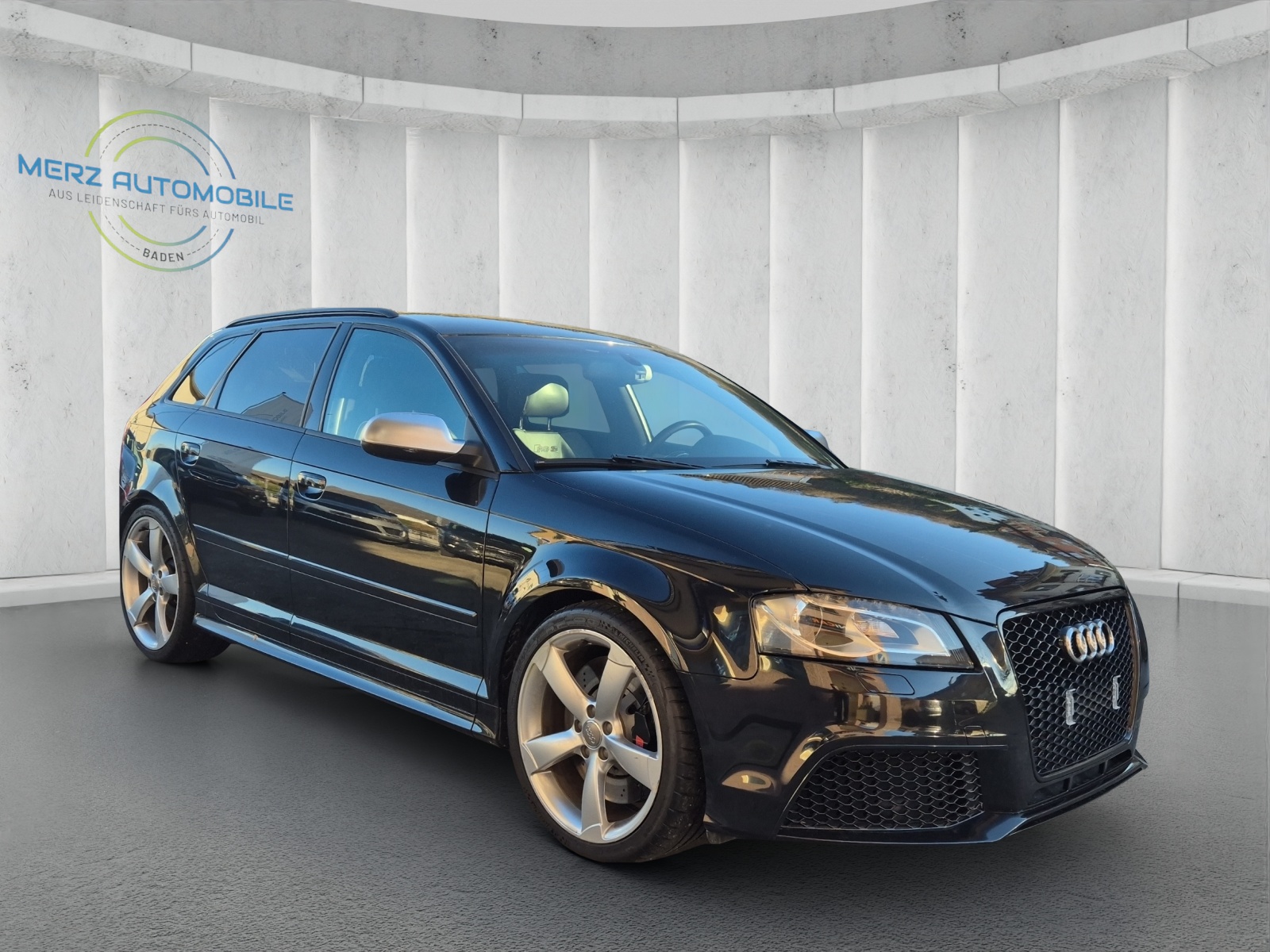 AUDI RS3-image-3