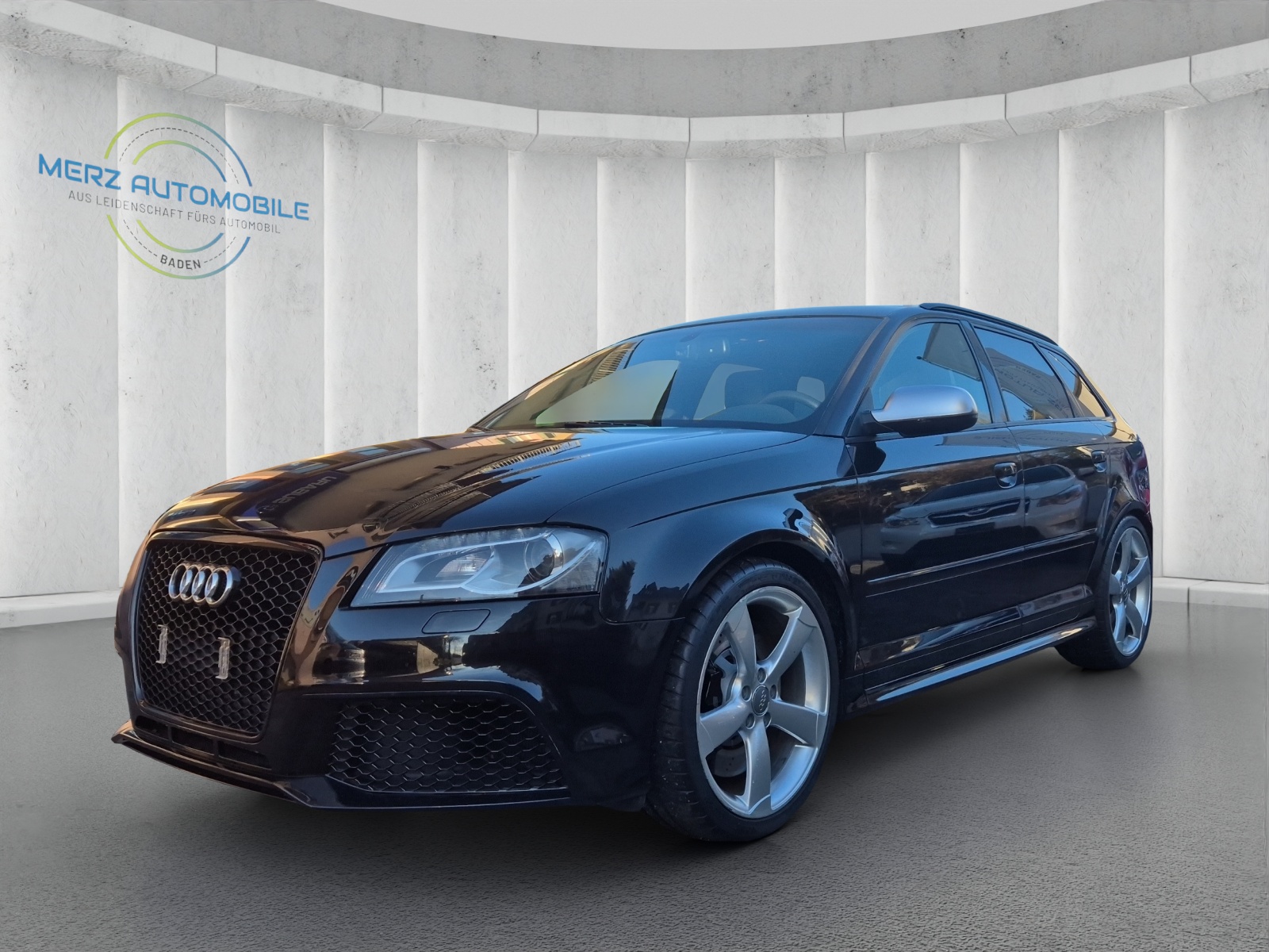 AUDI RS3-image-0