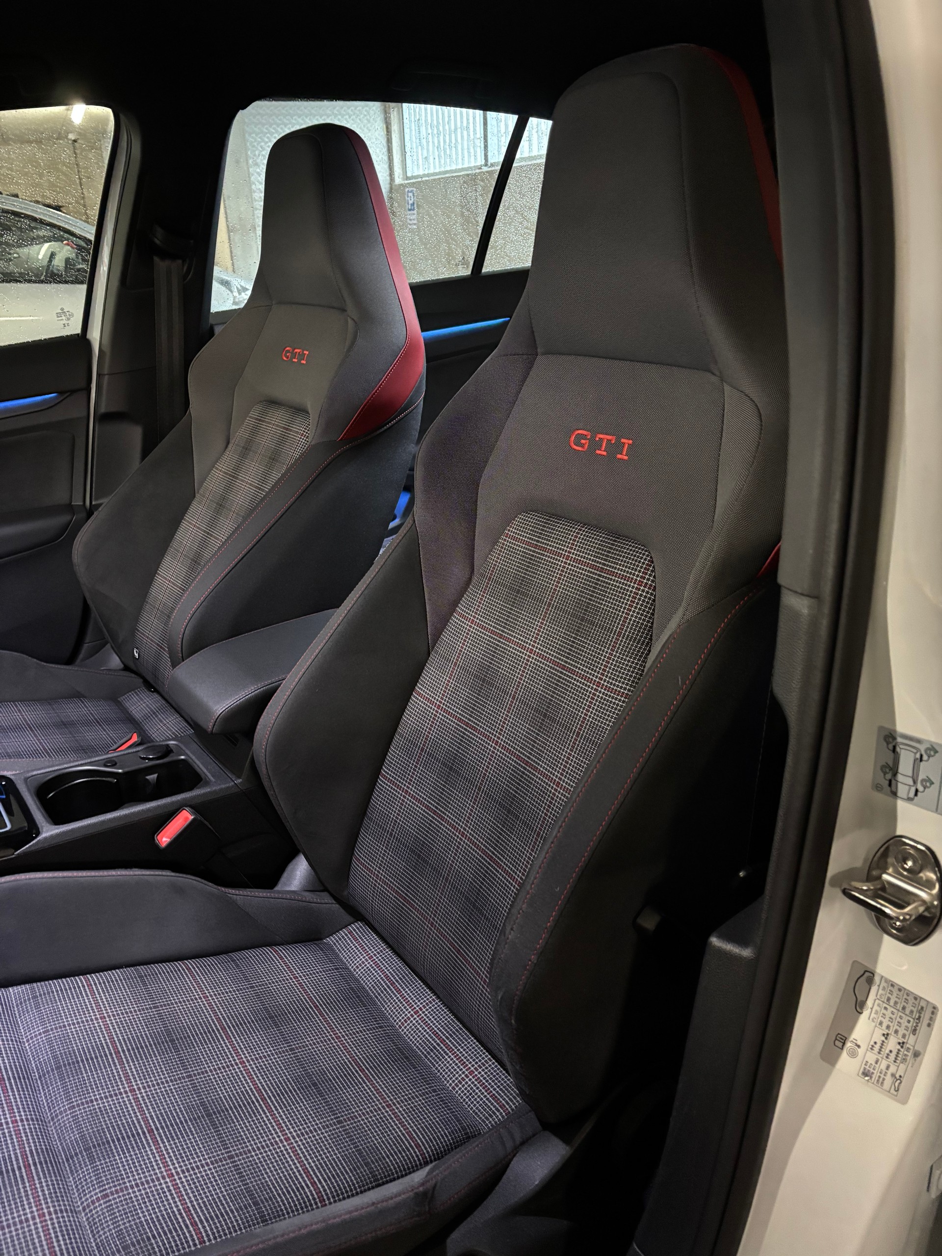 VW Golf 2.0 TSI GTI DSG-image-9