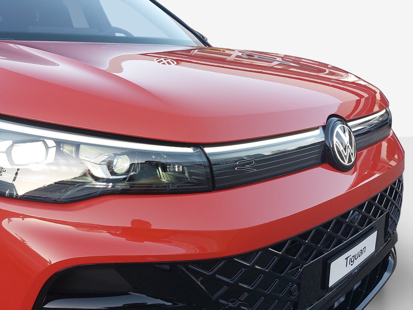 VW Tiguan 2.0 TSI DSG R-Line 4Motion-image-14