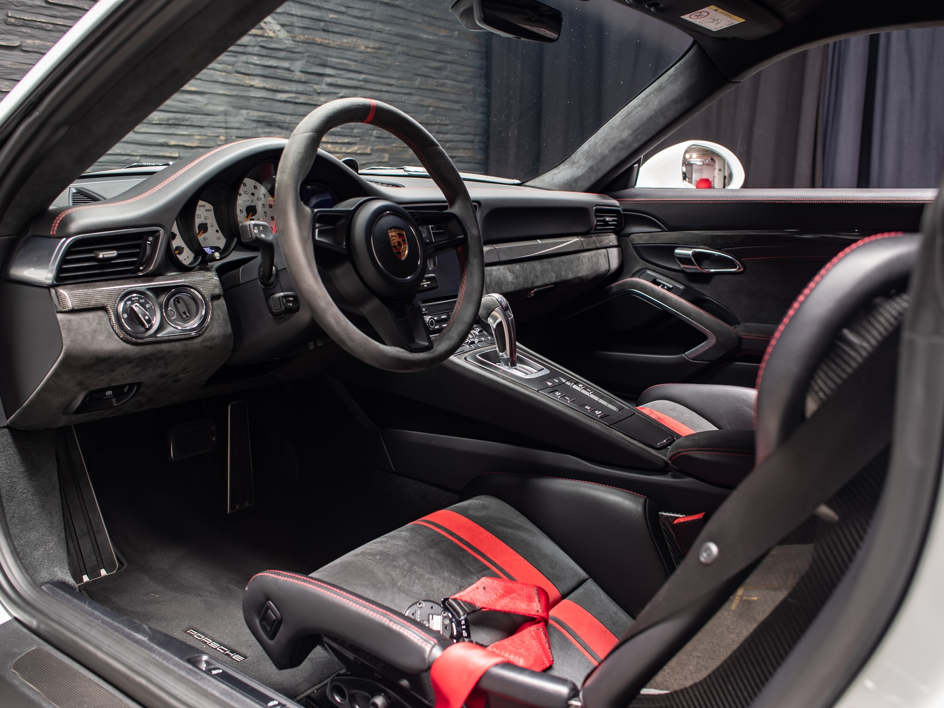 PORSCHE 911 GT3 PDK-image-17