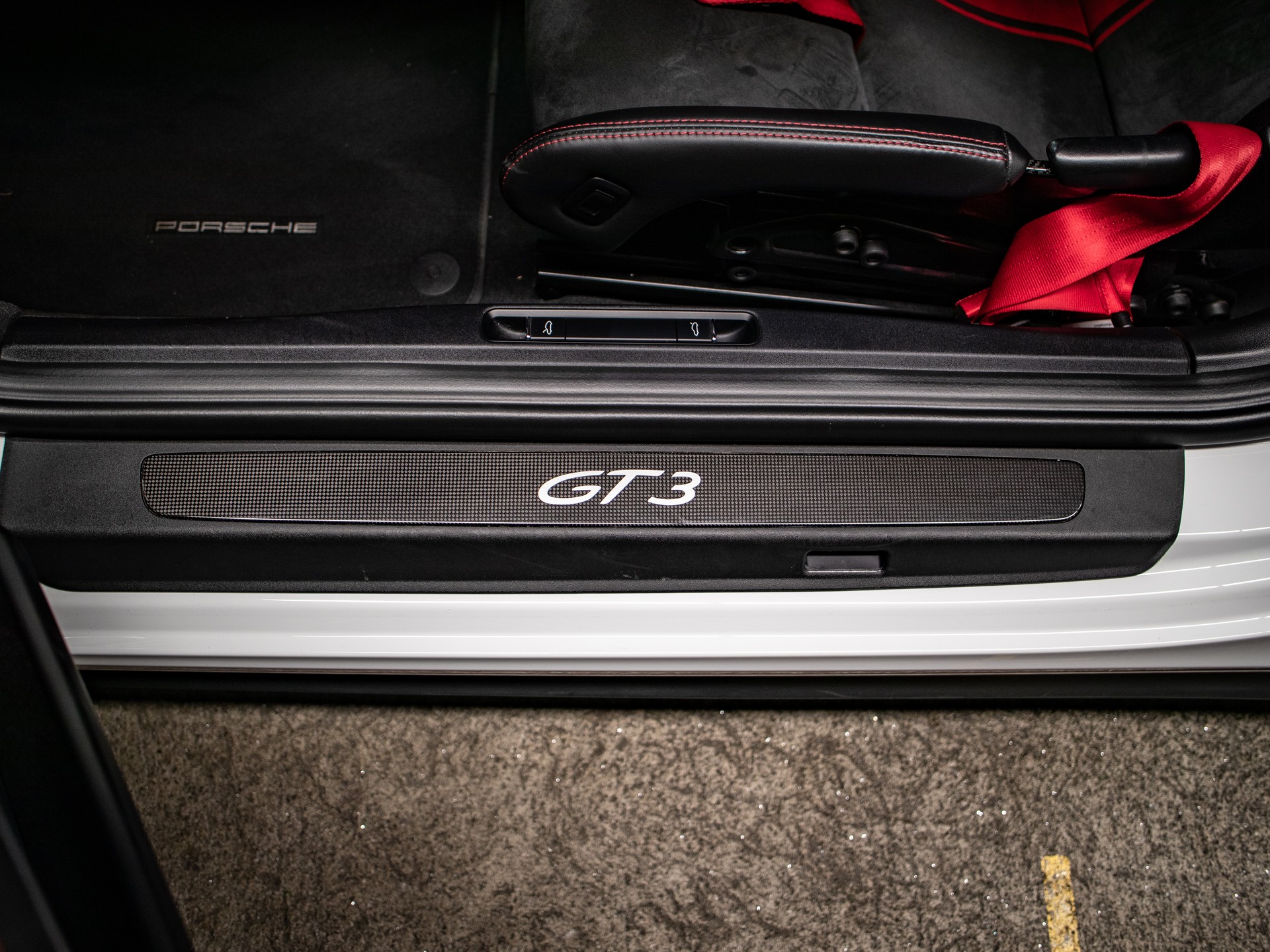 PORSCHE 911 GT3 PDK-image-9