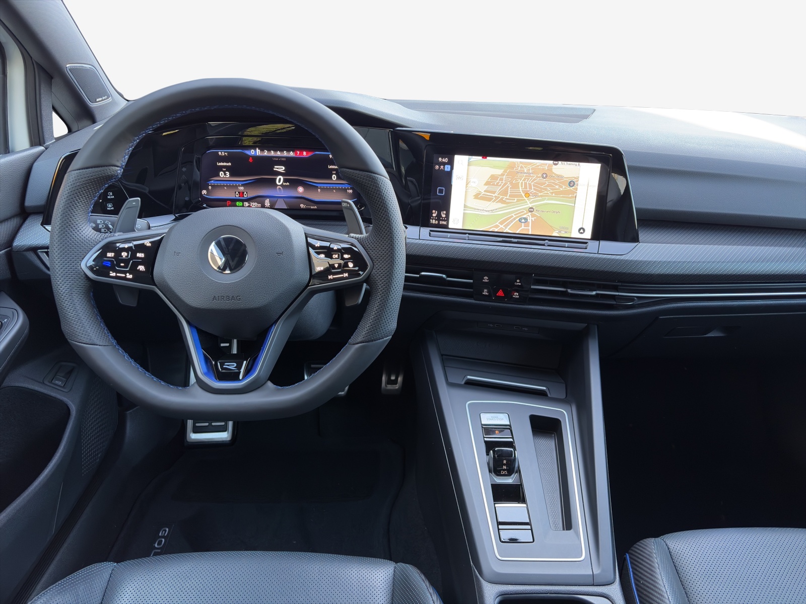 VW Golf Variant 2.0 TSI R DSG 4Motion-image-8