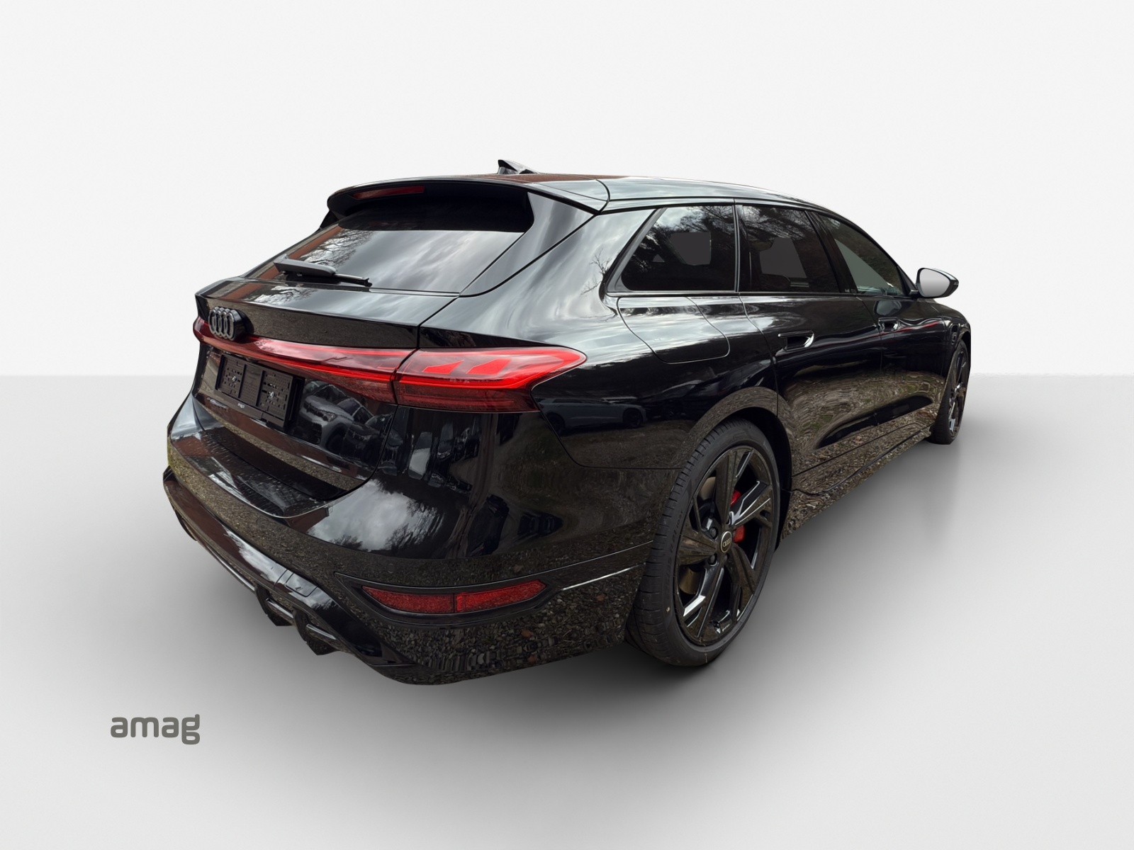 AUDI S6 Avant e-tron quattro-image-4