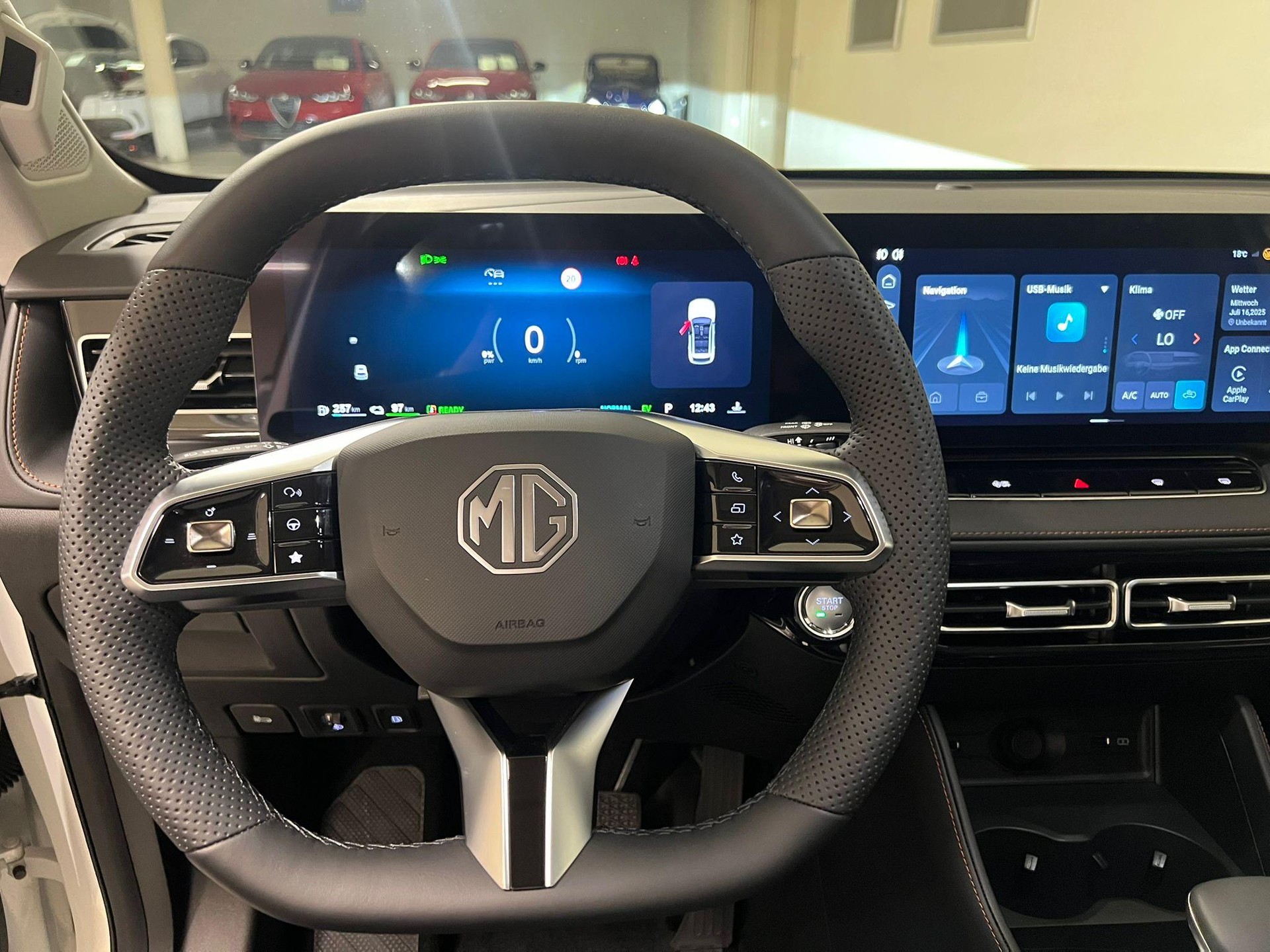 MG HS 1.5 PHEV Luxury-image-7