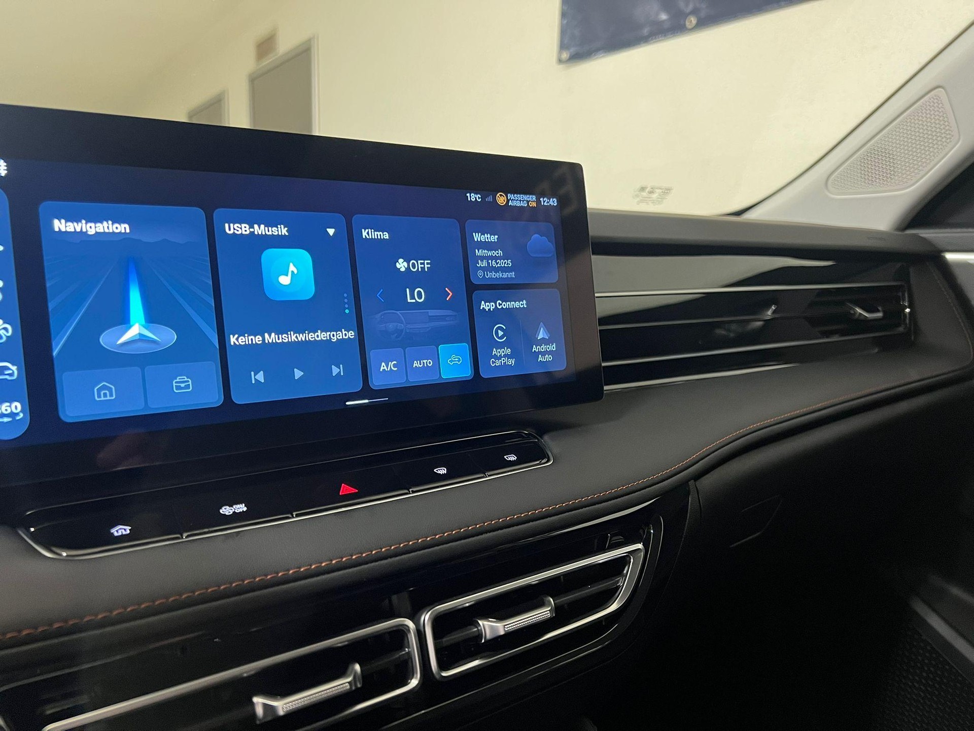 MG HS 1.5 PHEV Luxury-image-8