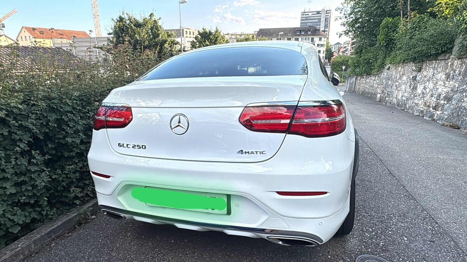MERCEDES-BENZ GLC Coupé 250 AMG Line 4Matic 9G-Tronic-image-4