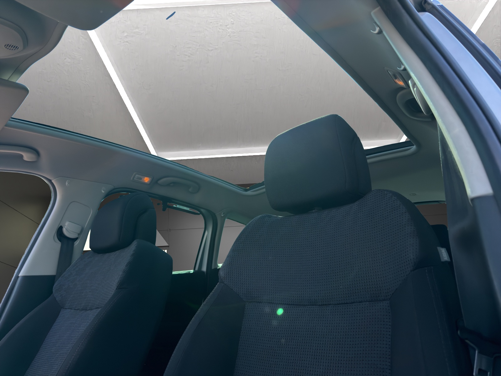 PEUGEOT 3008 2.0 HDI Sport Pack Tiptronic-image-11