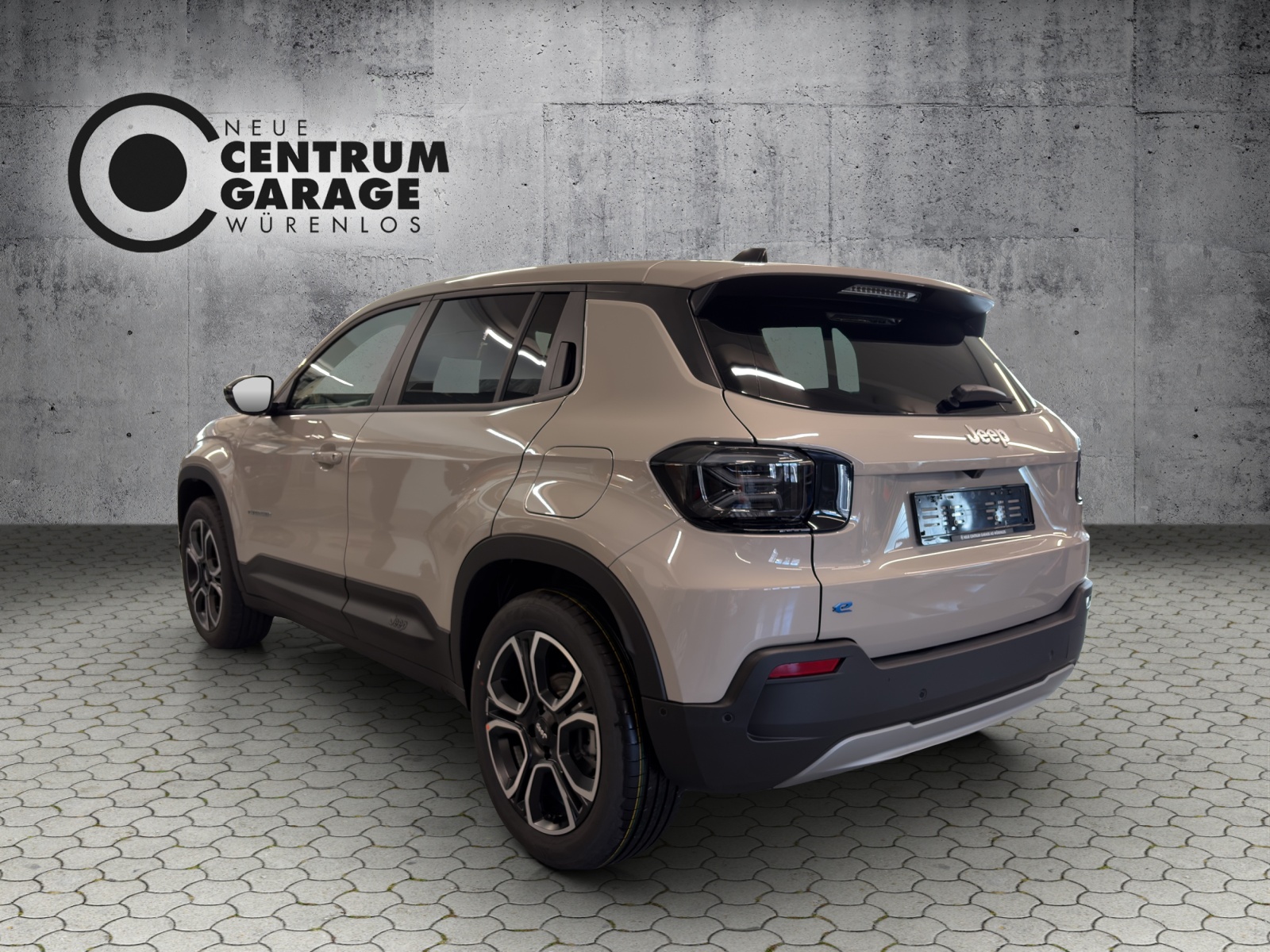 JEEP Avenger 54kWh Summit Sky-image-5
