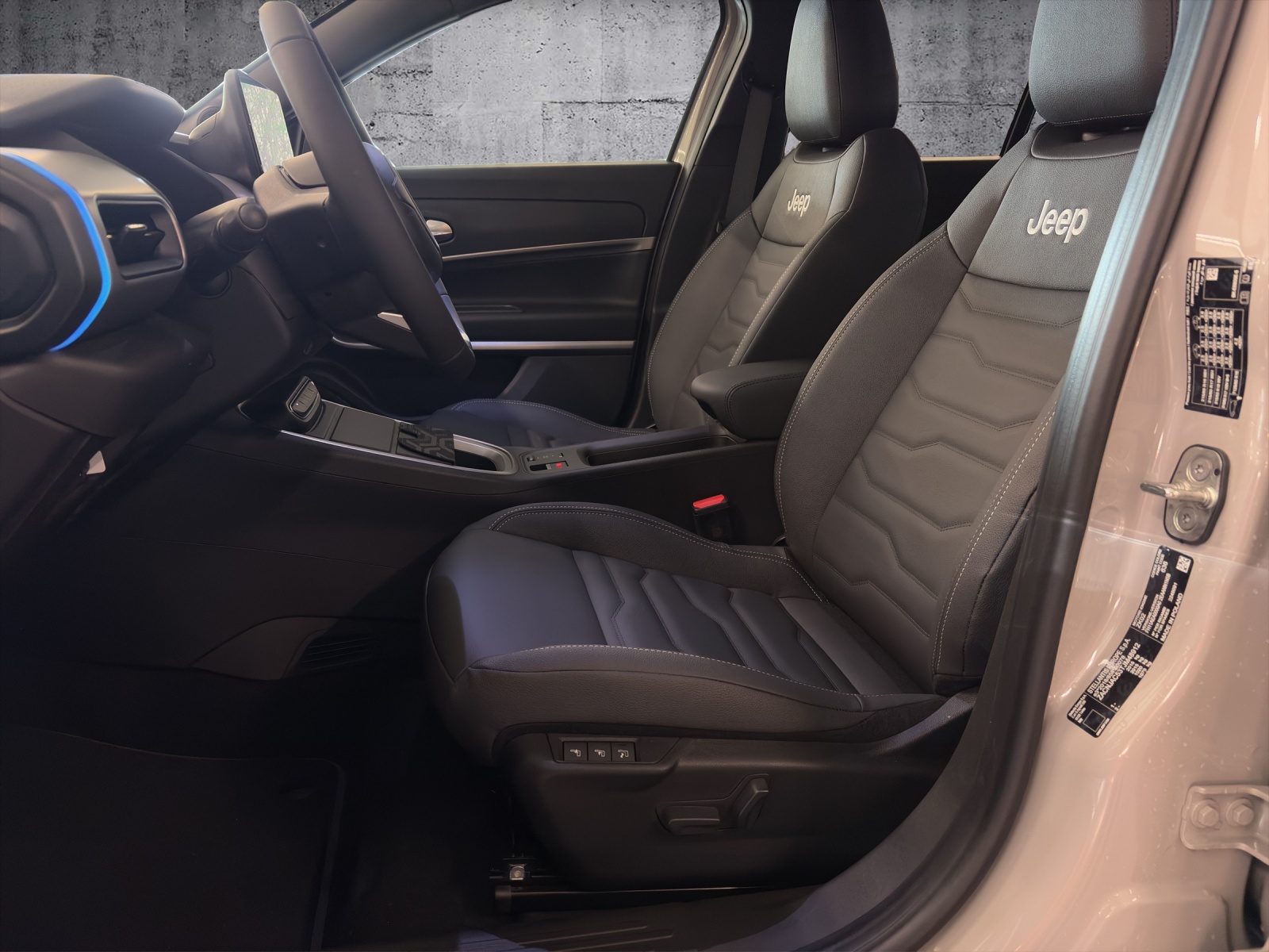 JEEP Avenger 54kWh Summit Sky-image-7