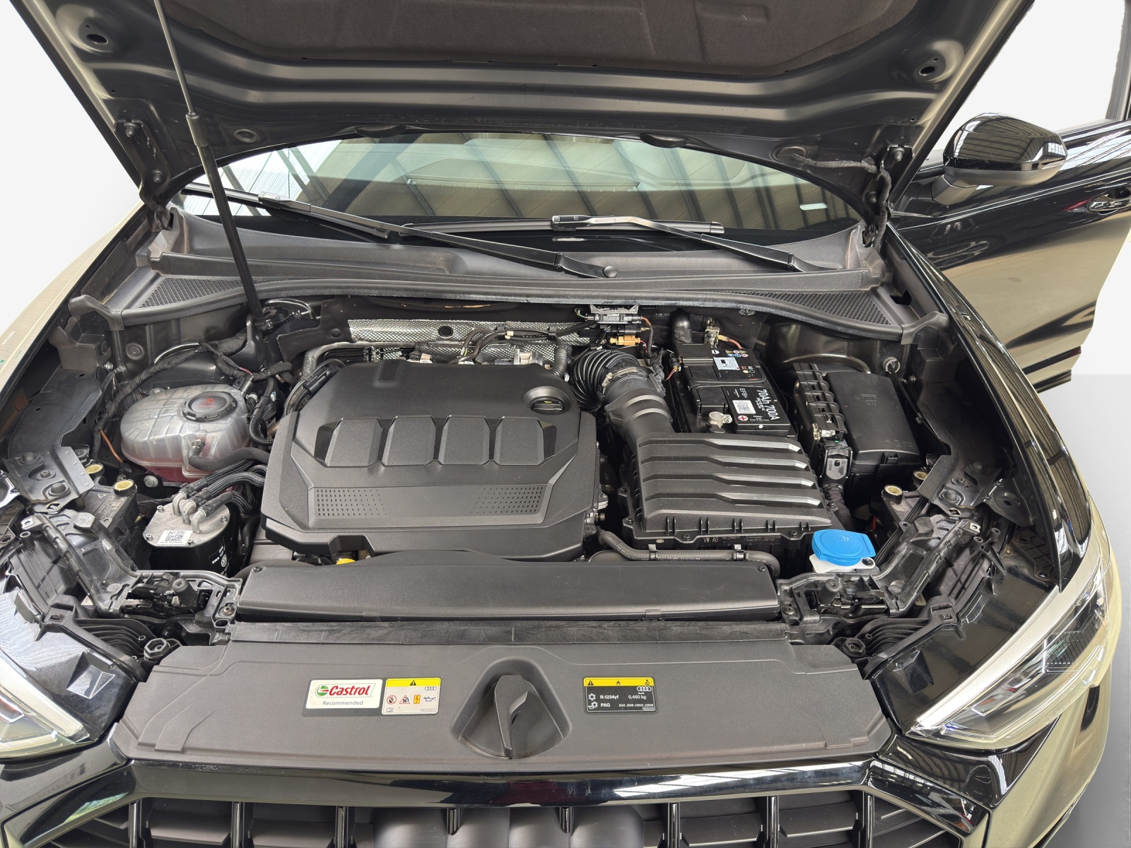 AUDI Q3 40 TDI S line Attraction quattro S-tronic-image-15