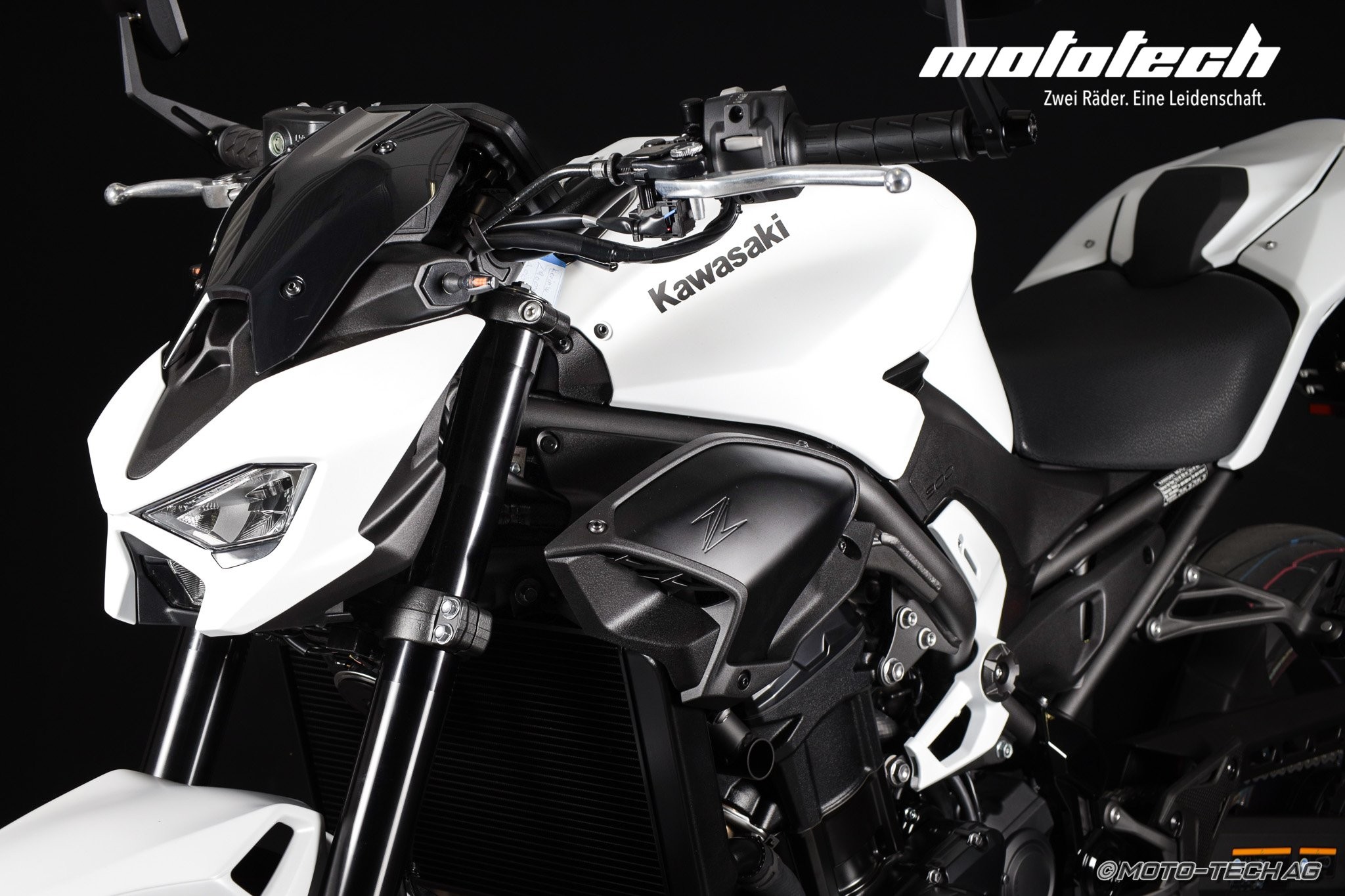KAWASAKI Z 900 MY26 (35/92kW) STAGE 1 Ghost Edition Kaufen