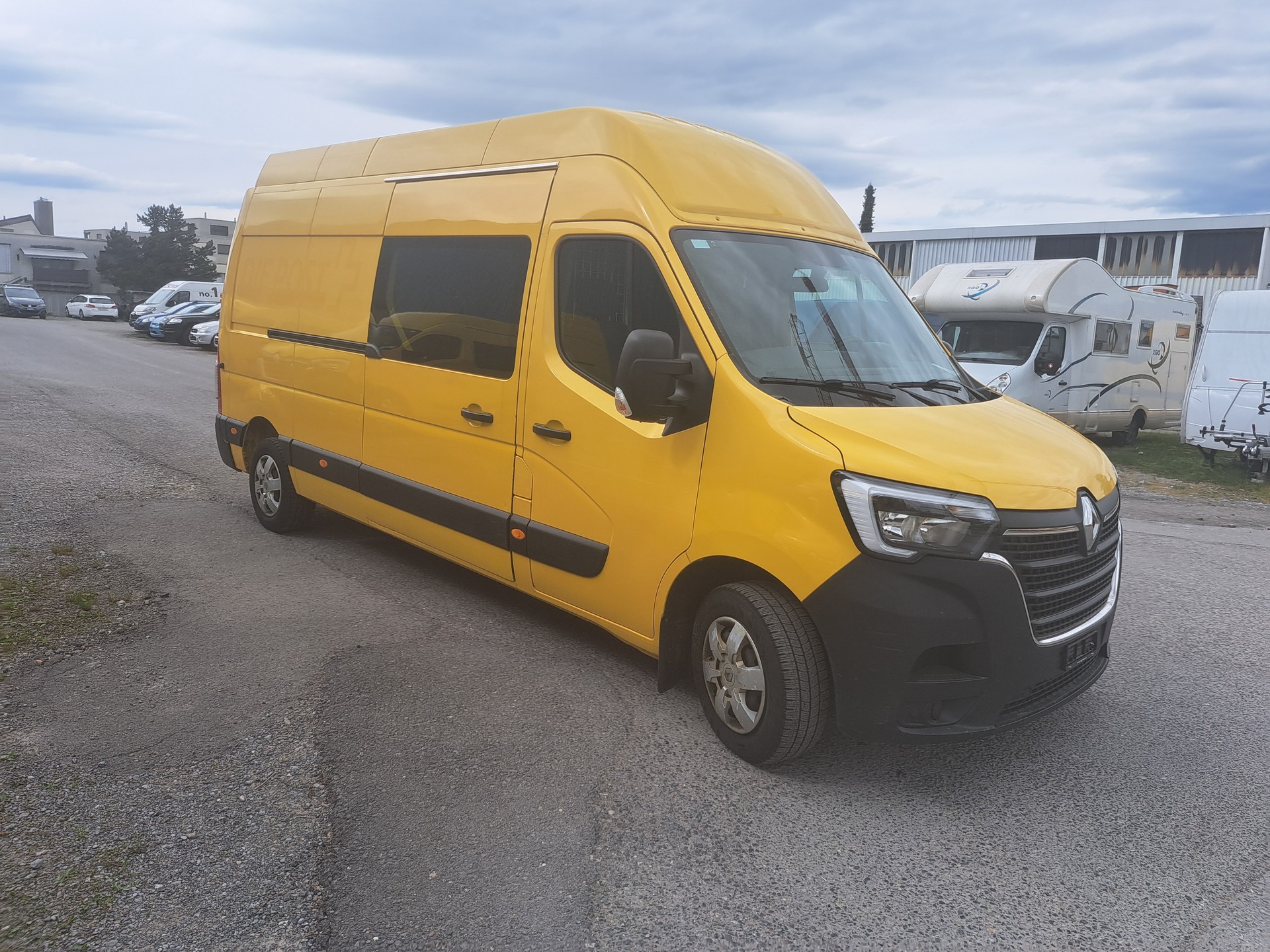 RENAULT Master T35 2.3dCi 135 L3H3-showroom-element-3