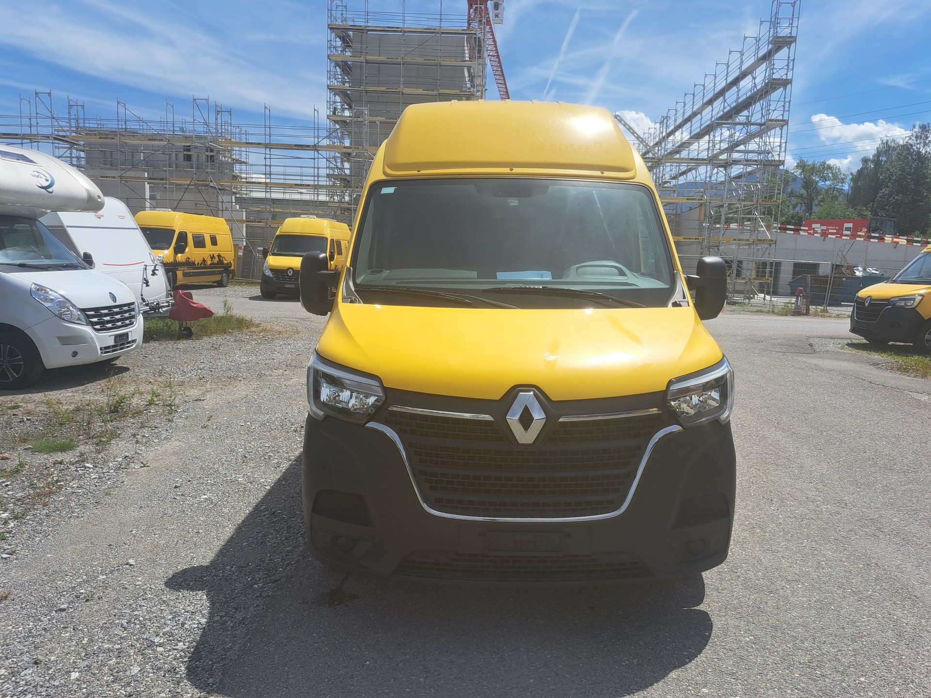 RENAULT Master T35 2.3dCi 135 L3H3-image-2