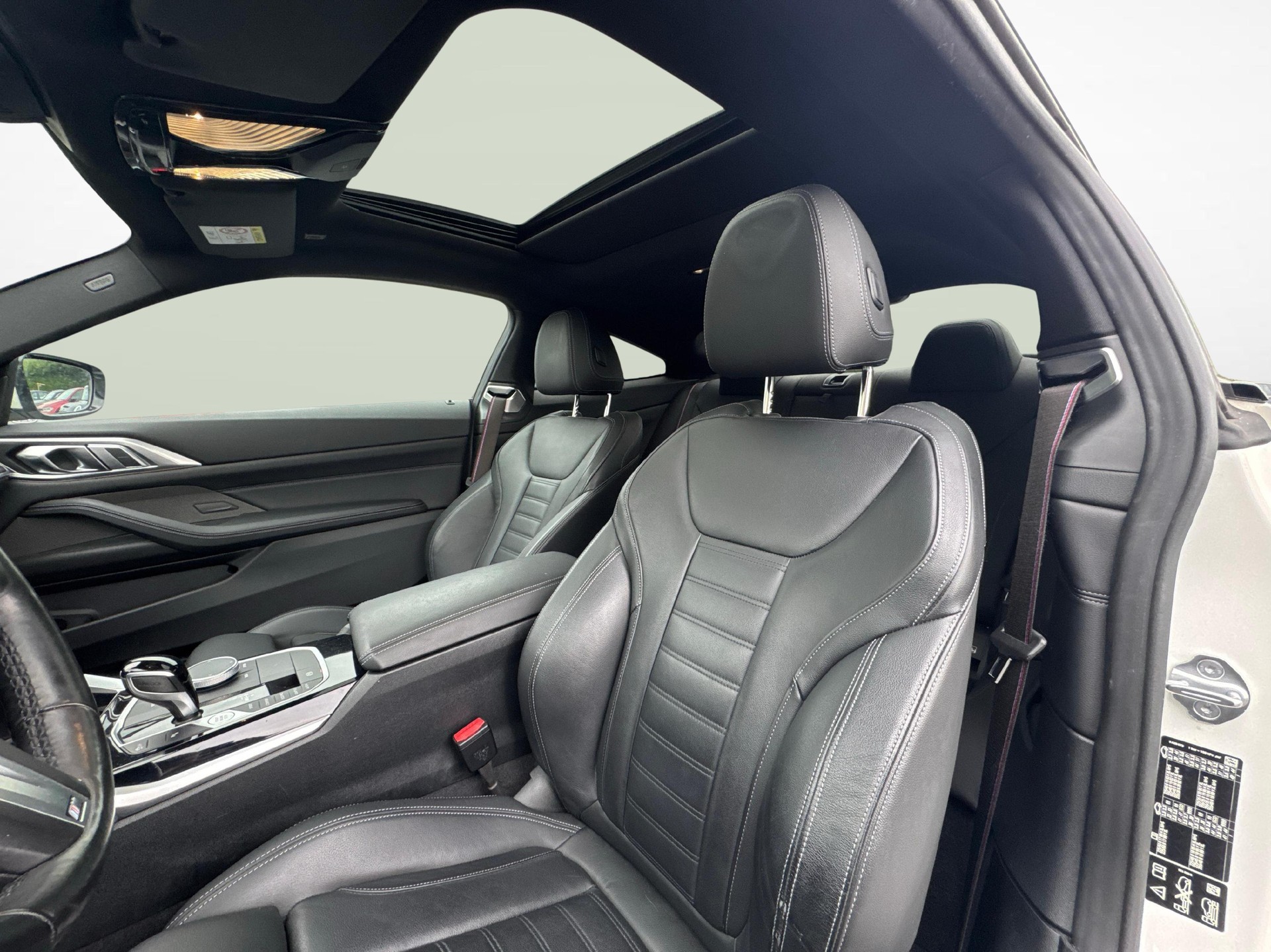 BMW 430d xDrive SAG Coupé-image-11