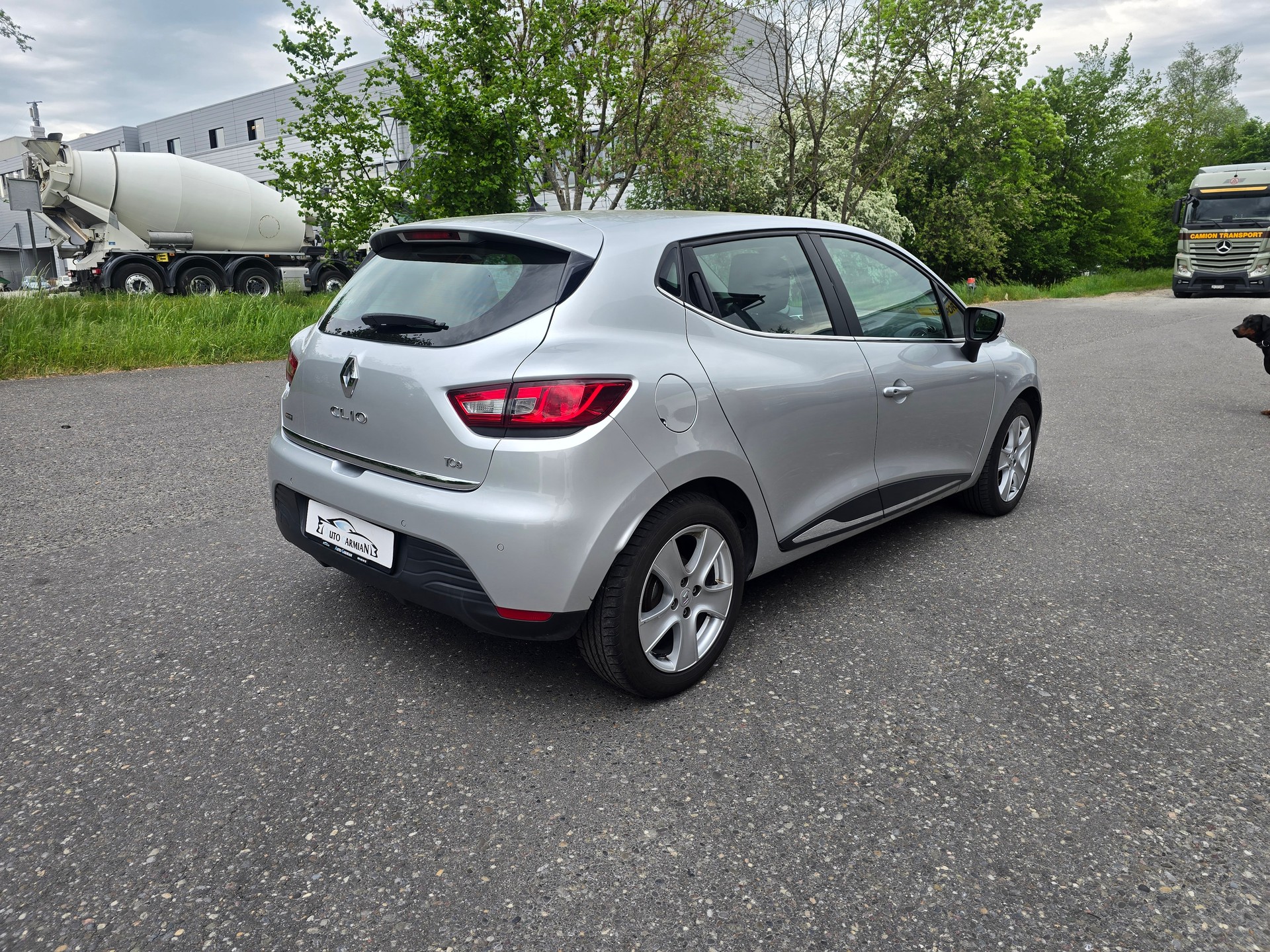 RENAULT Clio 0.9 12V Limited-image-4