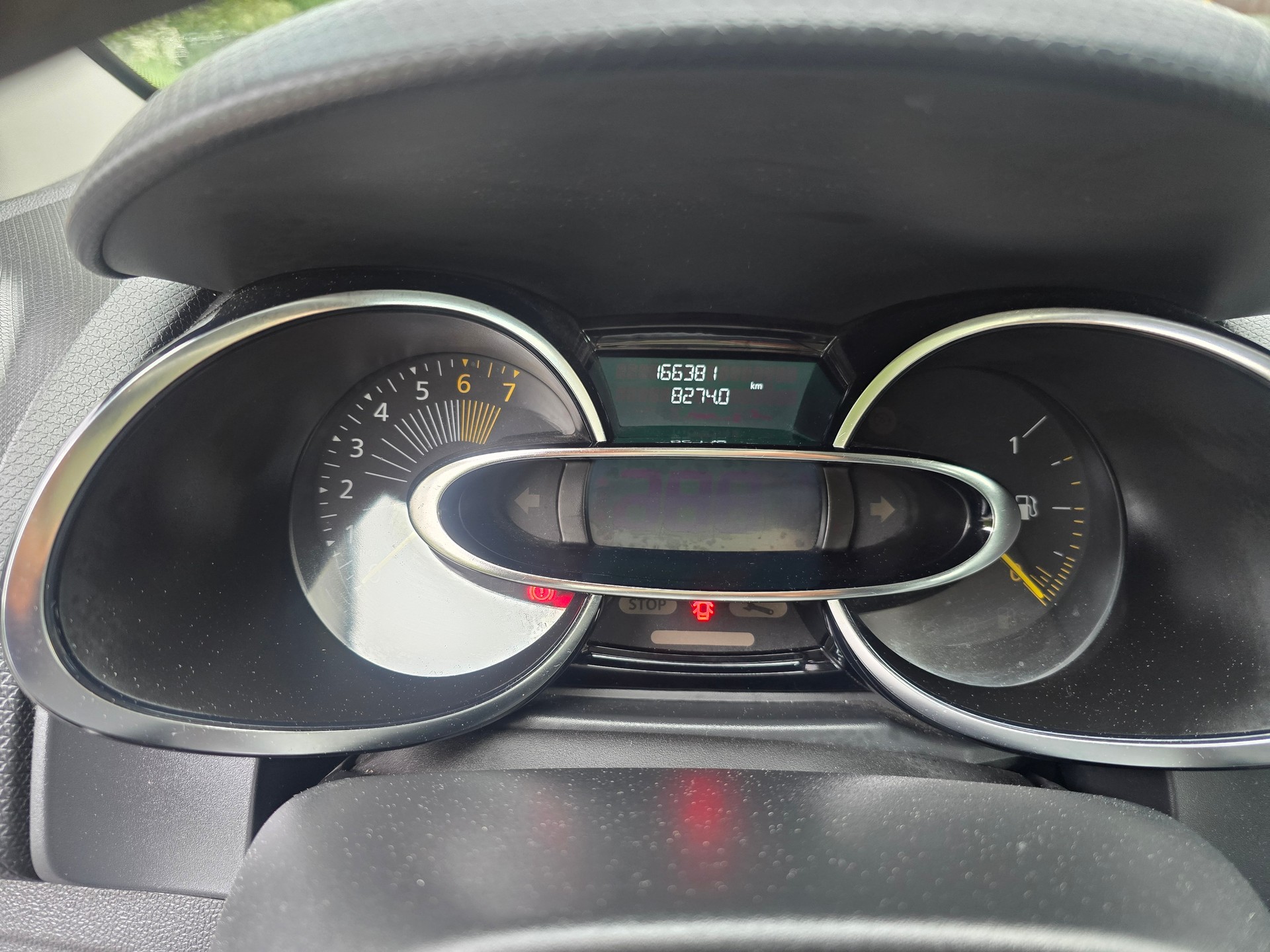 RENAULT Clio 0.9 12V Limited-image-16
