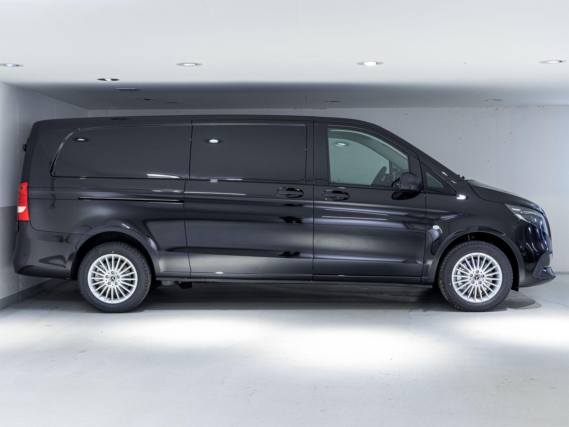MERCEDES-BENZ Vito 119 CDI 4x4 Kasten Extralang-image-1
