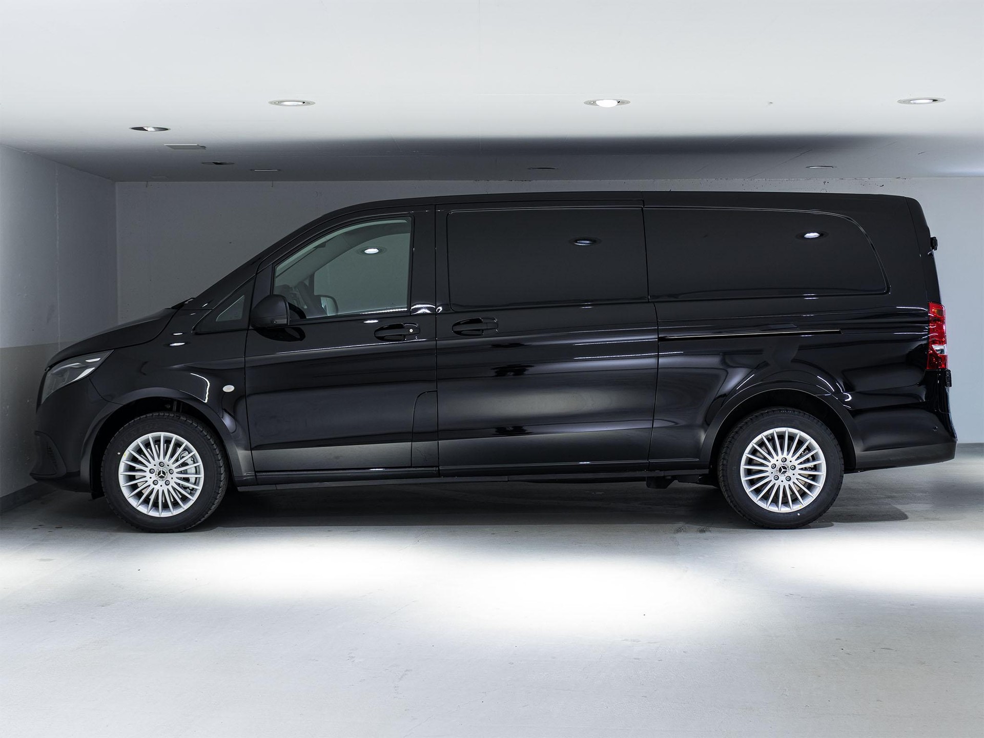 MERCEDES-BENZ Vito 119 CDI 4x4 Kasten Extralang-image-4