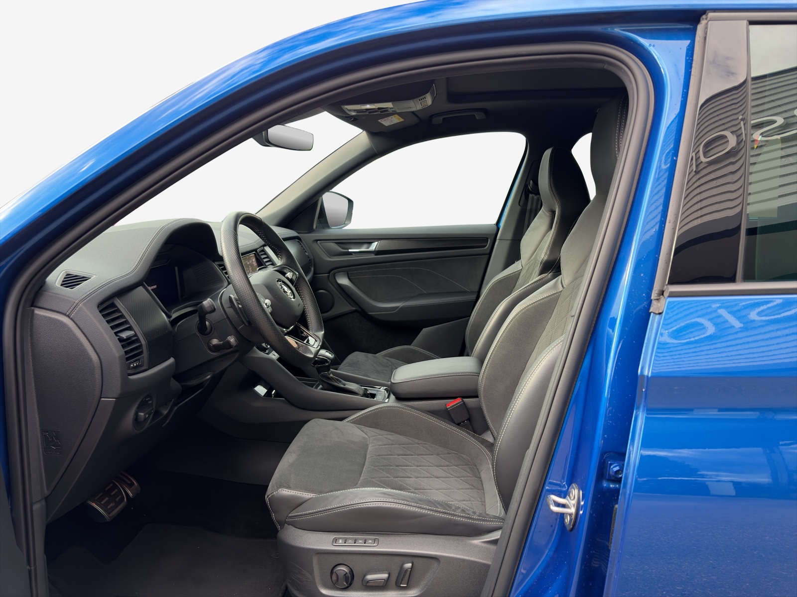 SKODA Kodiaq 2.0 TDI CR SportLine 4x4 DSG-image-7
