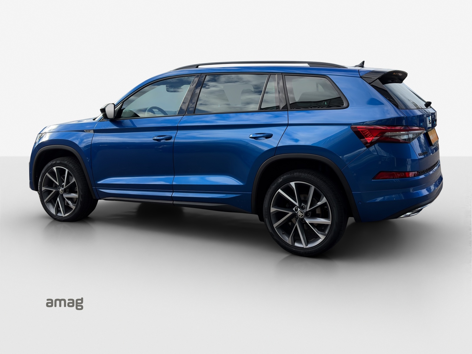 SKODA Kodiaq 2.0 TDI CR SportLine 4x4 DSG-image-2
